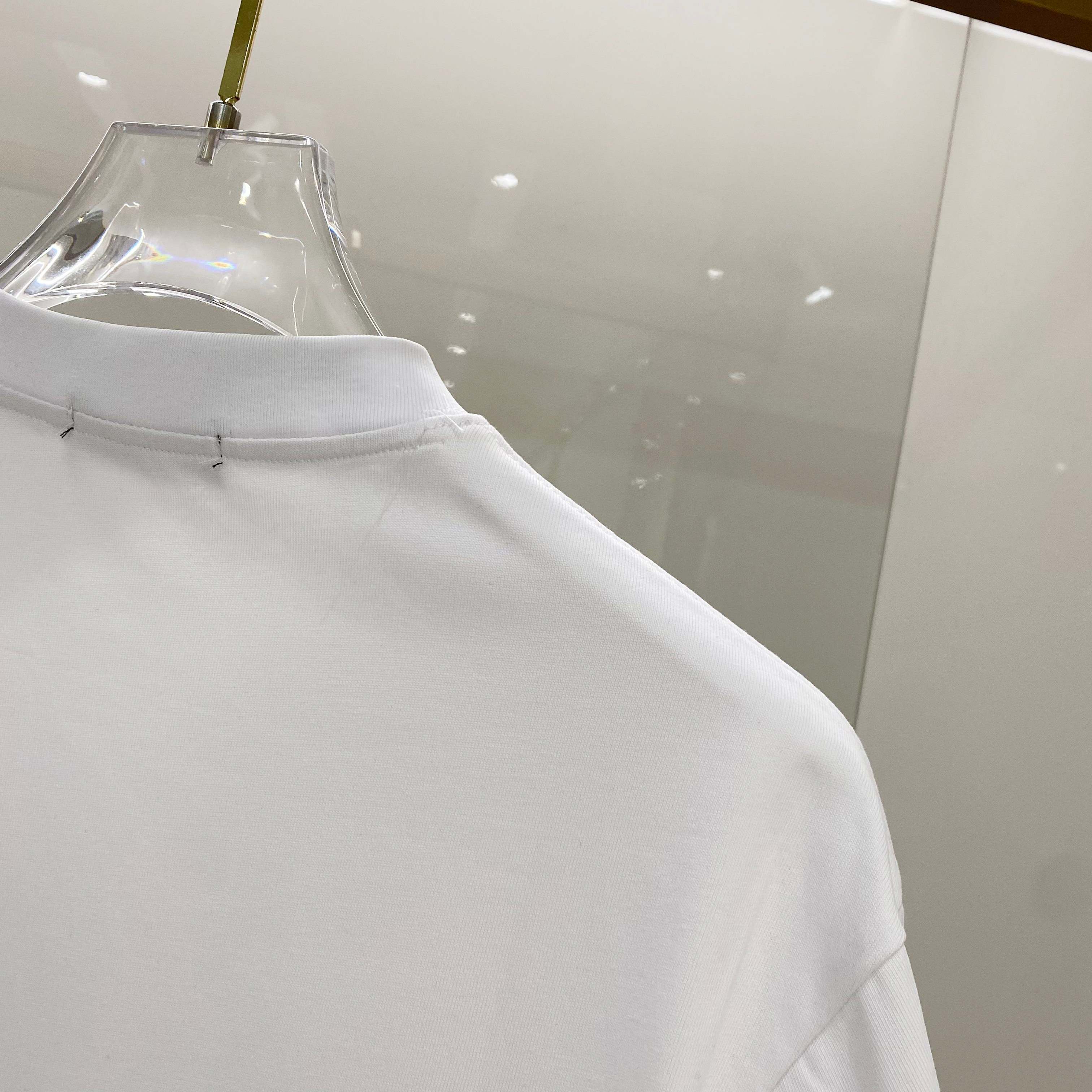 LuxluxHouse Best Quality Clothes Balenciaga T-shirt