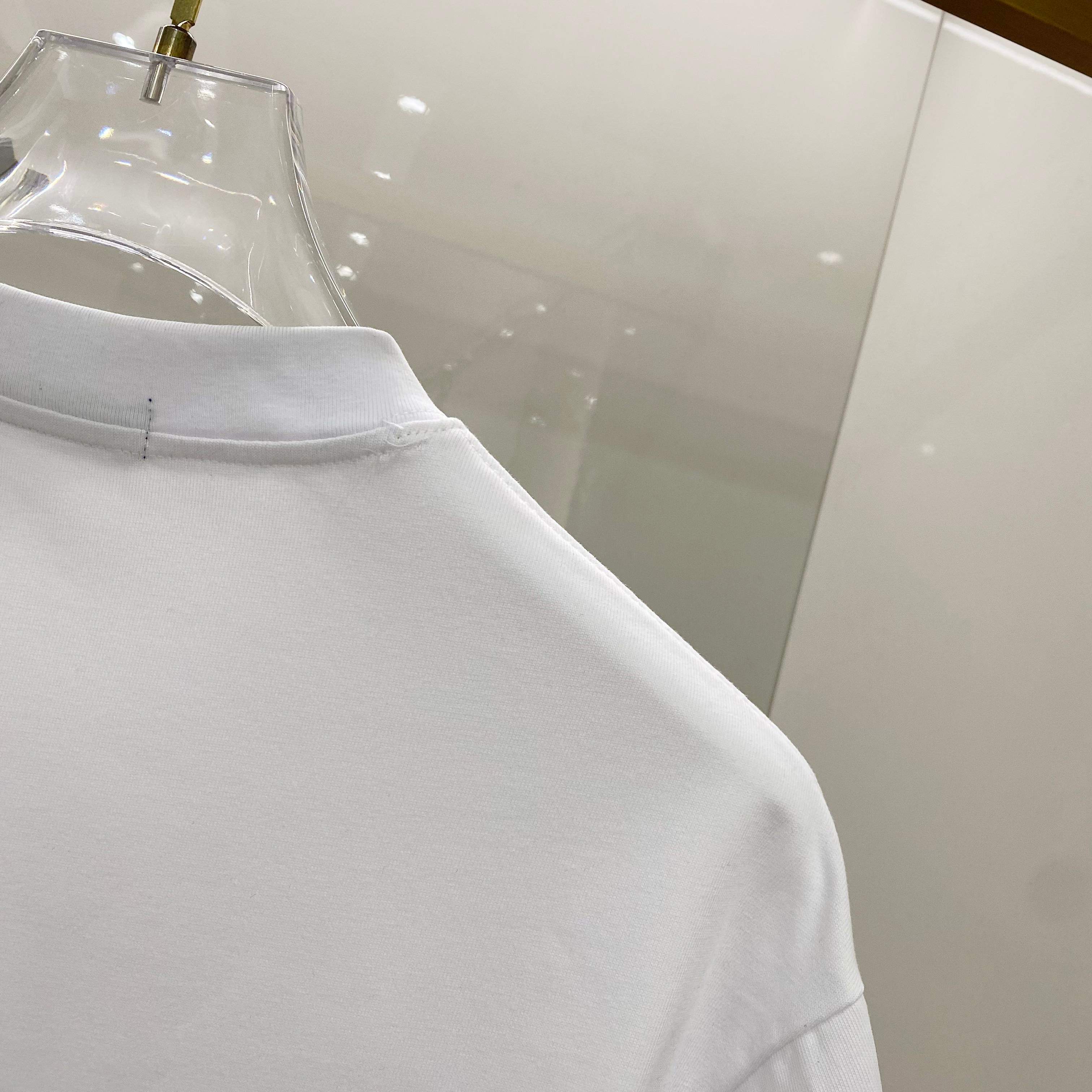 LuxluxHouse Best Quality Clothes Balenciaga T-shirt