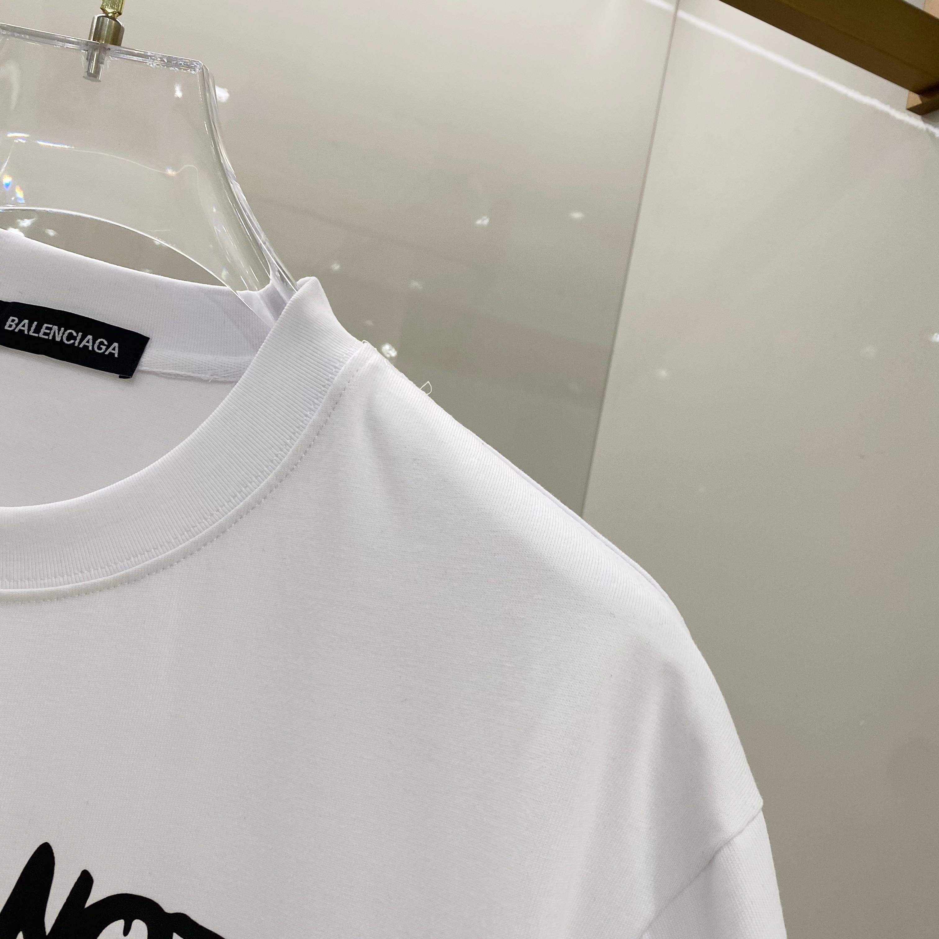 LuxluxHouse Best Quality Clothes Balenciaga T-shirt