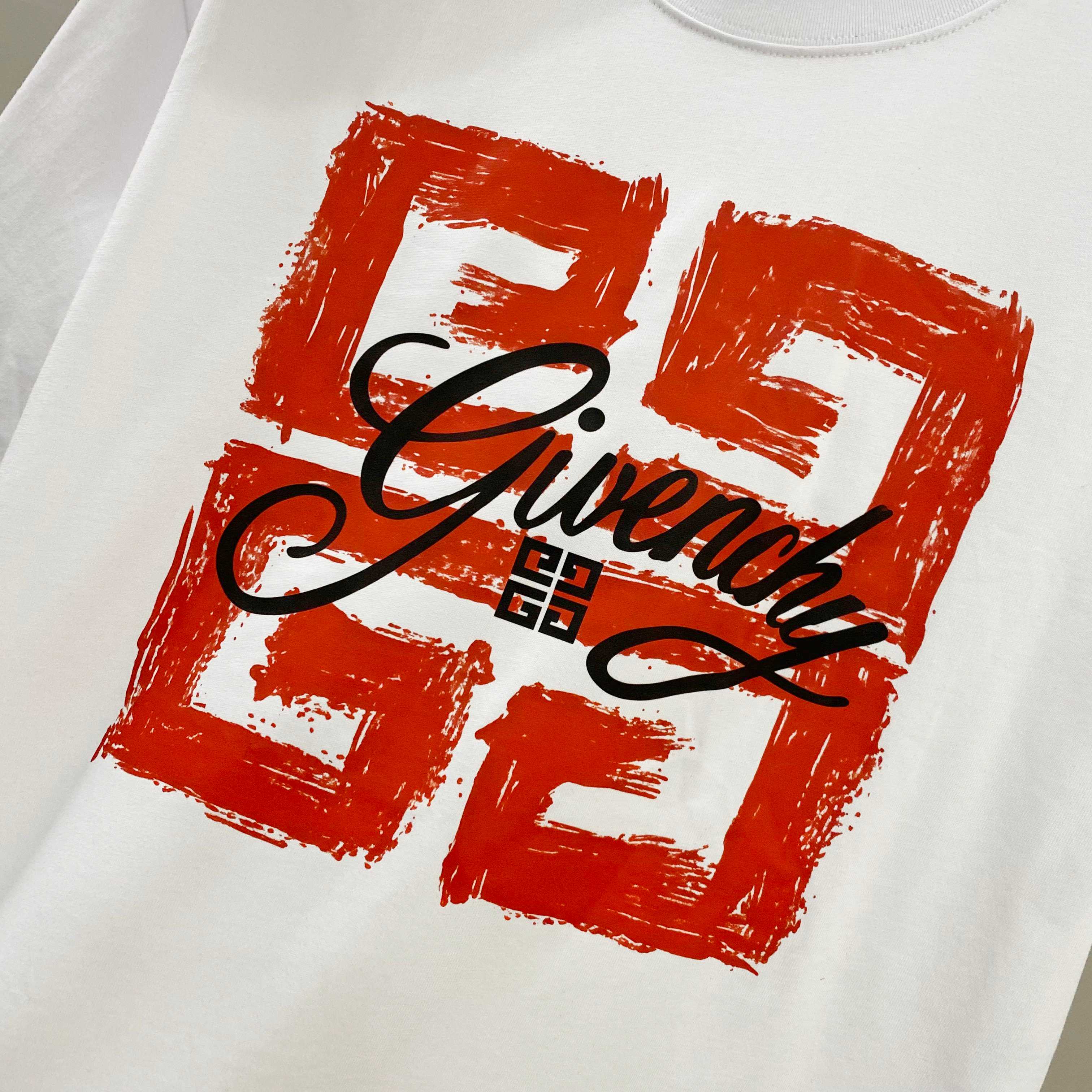 LuxluxHouse Best Quality Clothes Givenchy T-shirt