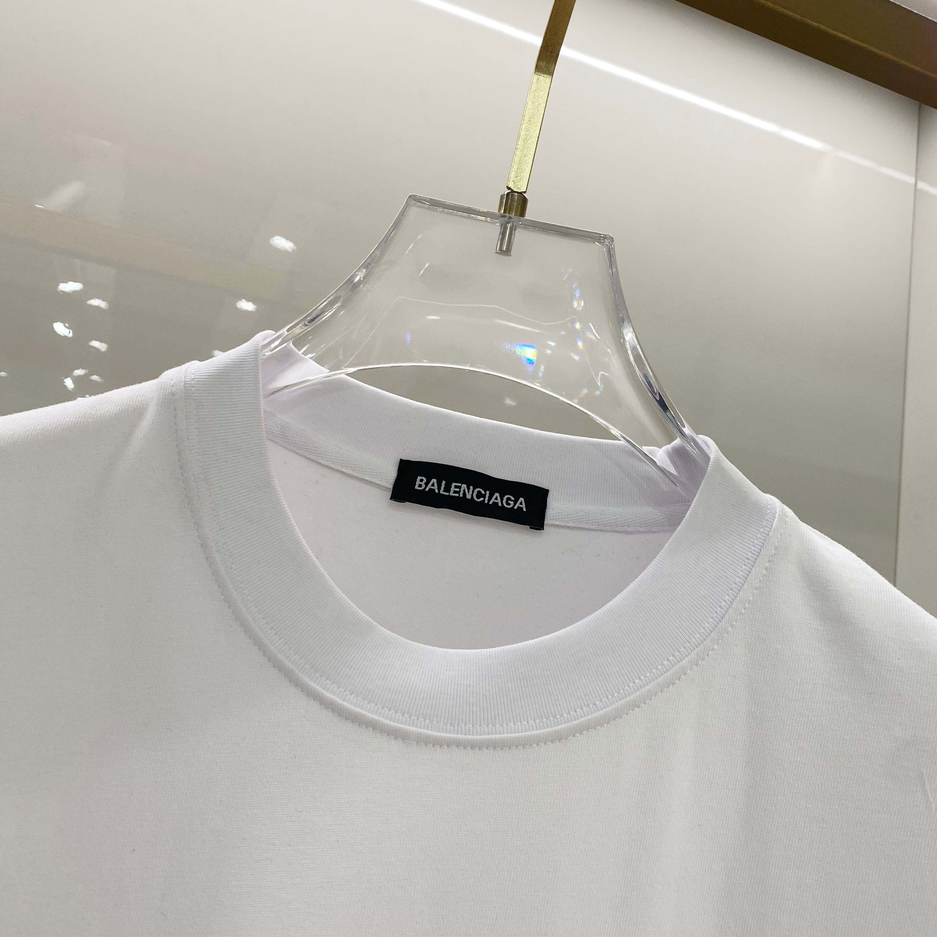LuxluxHouse Best Quality Clothes Balenciaga T-shirt