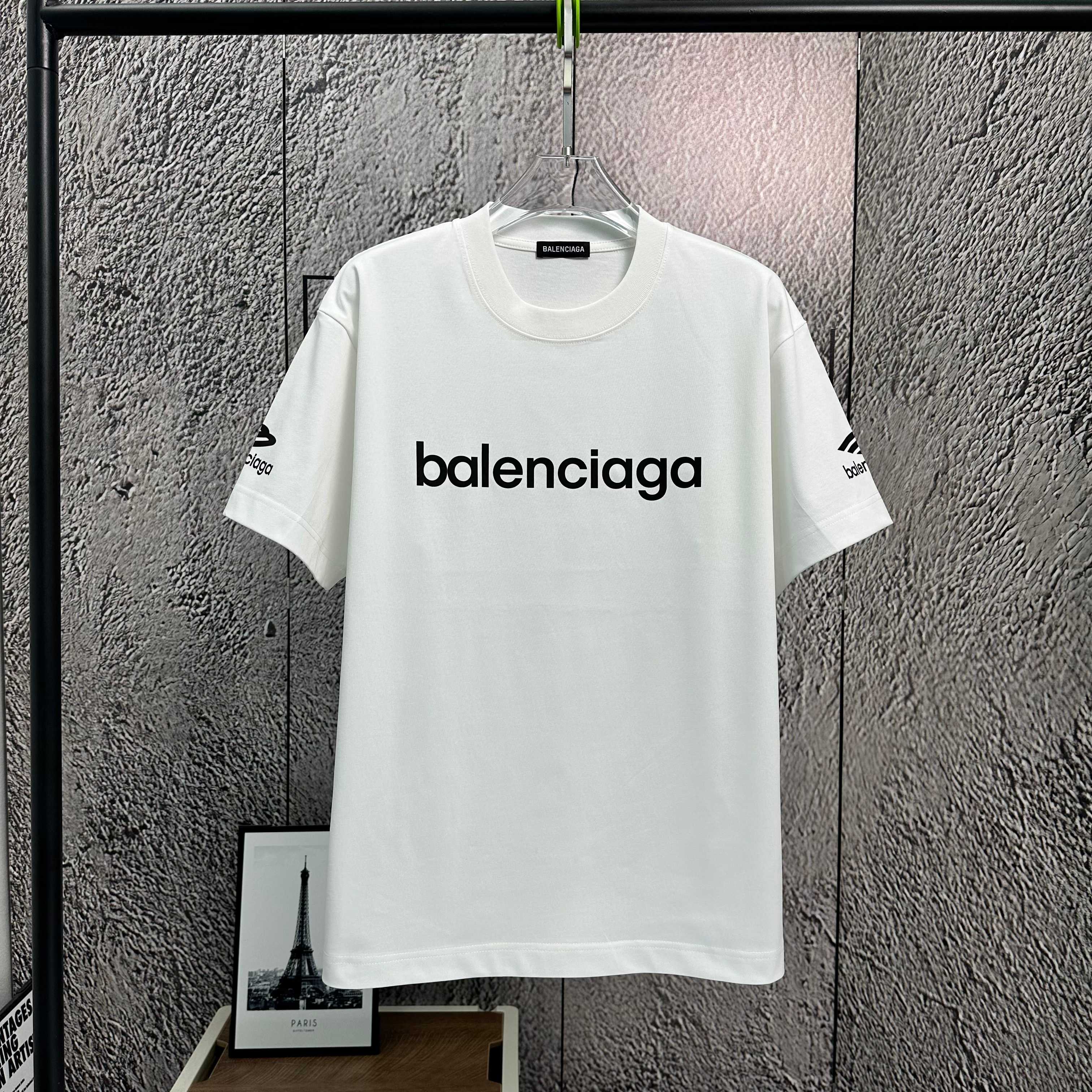 LuxluxHouse Best Quality Clothes Balenciaga T-shirt