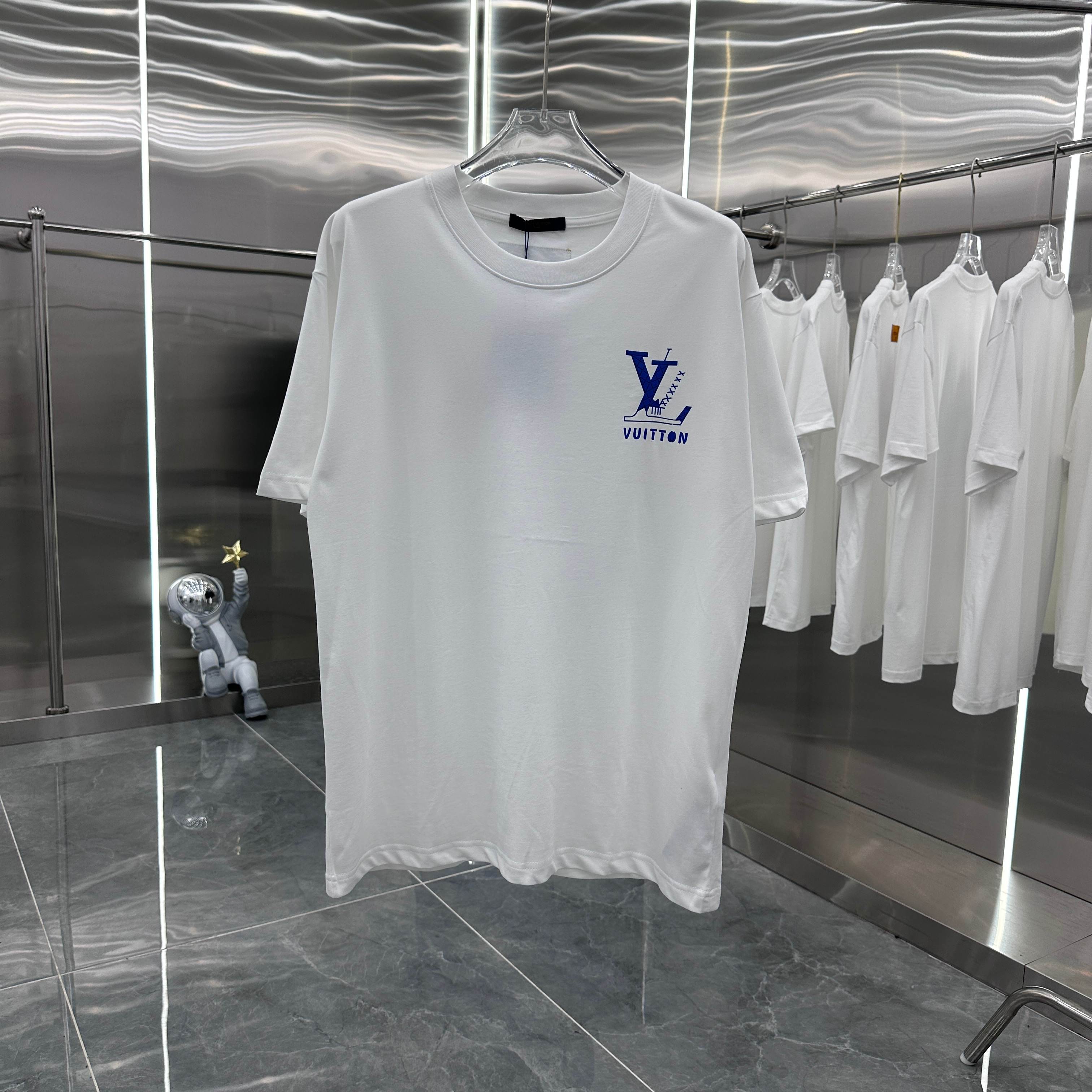 LuxluxHouse Best Quality Clothes T-shirt Louis Vuitton