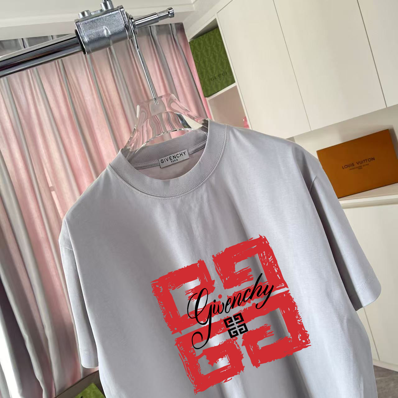 LuxluxHouse Best Quality Clothes Givenchy T-shirt