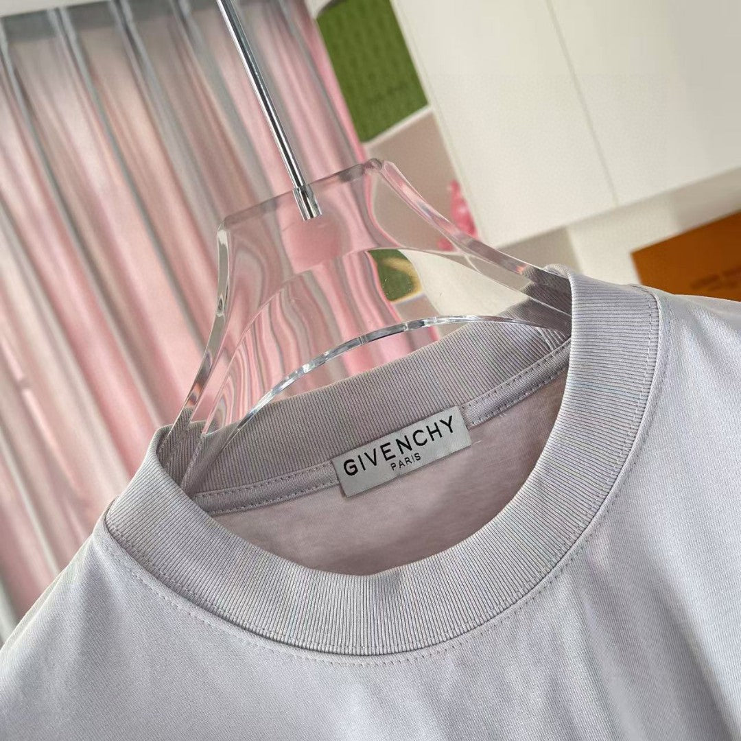 LuxluxHouse Best Quality Clothes Givenchy T-shirt