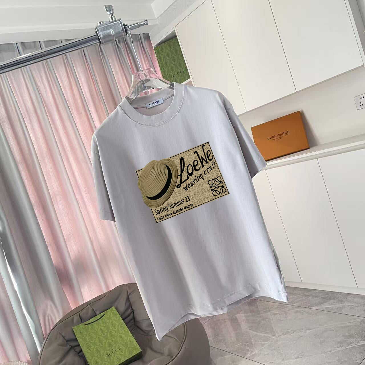 LuxluxHouse Best Quality Clothes T-shirt Loewe