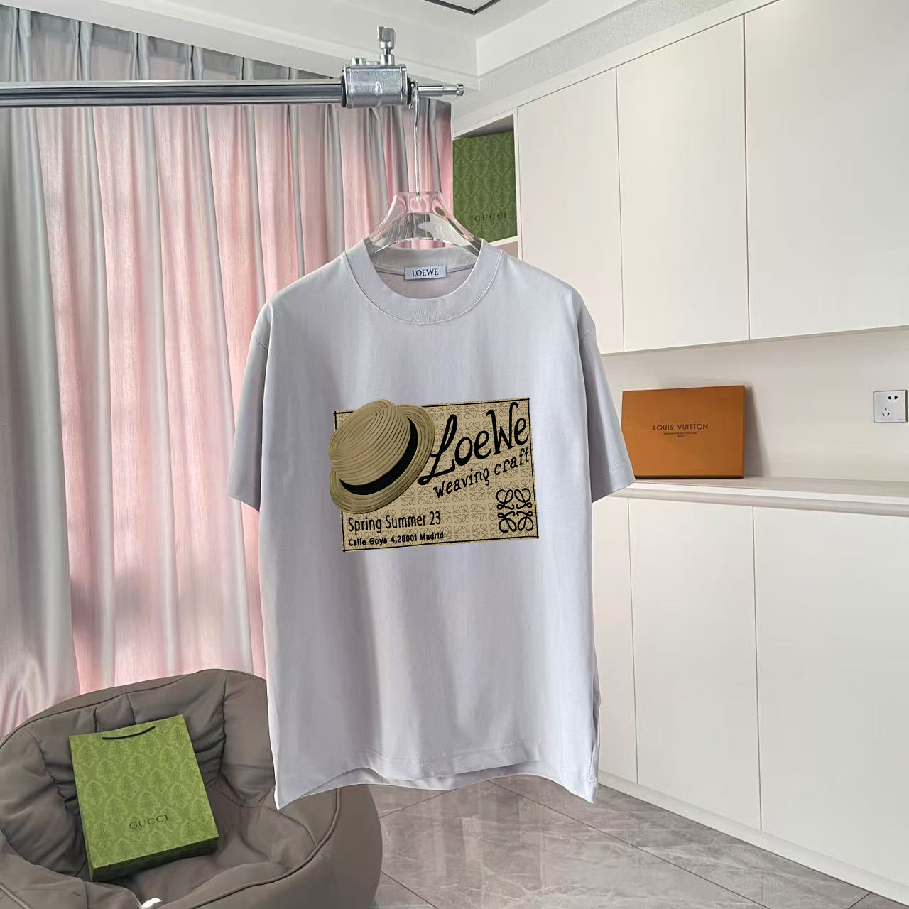LuxluxHouse Best Quality Clothes T-shirt Loewe