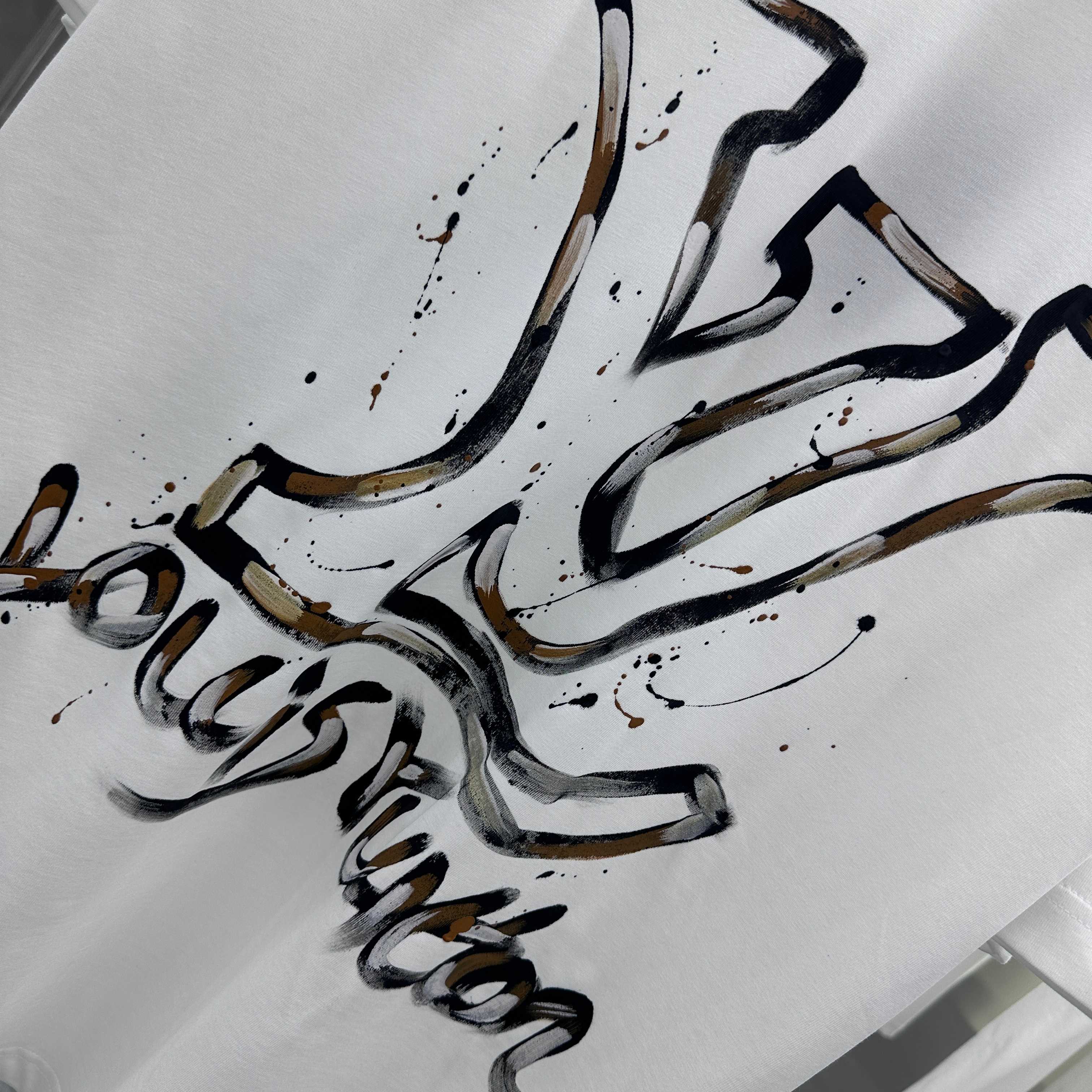 LuxluxHouse Best Quality Clothes T-shirt Louis Vuitton