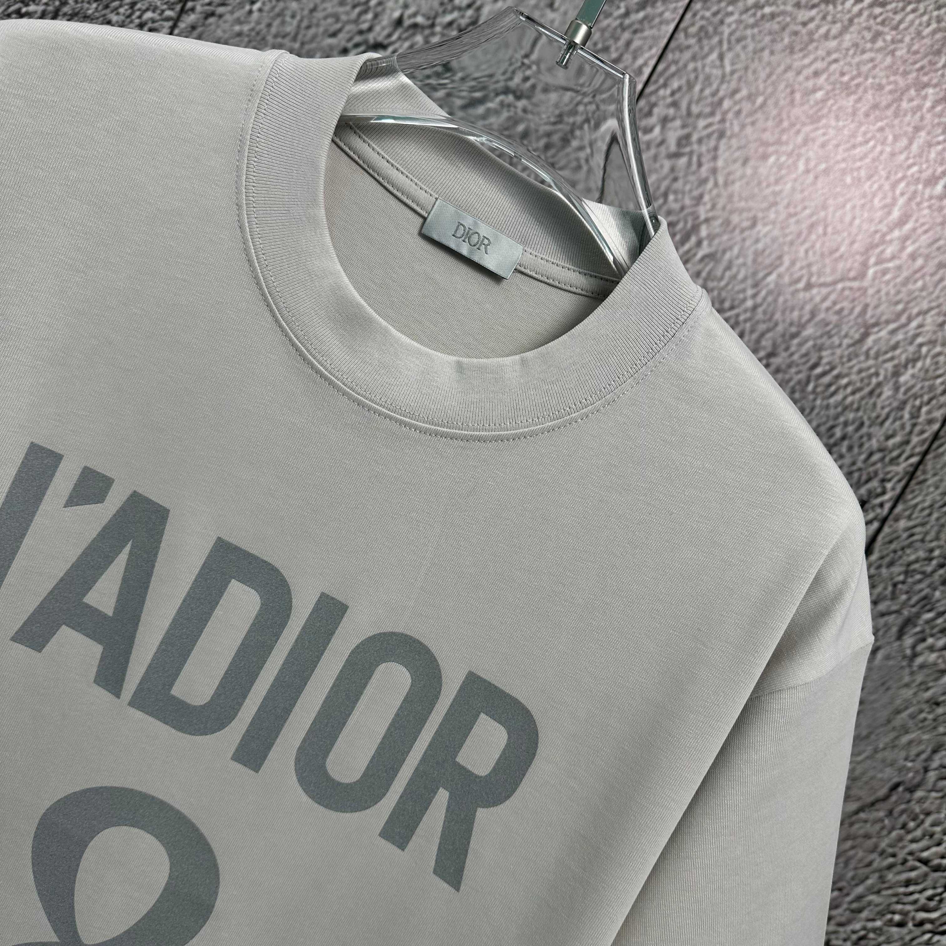 LuxluxHouse Best Quality Clothes T-shirt Dior