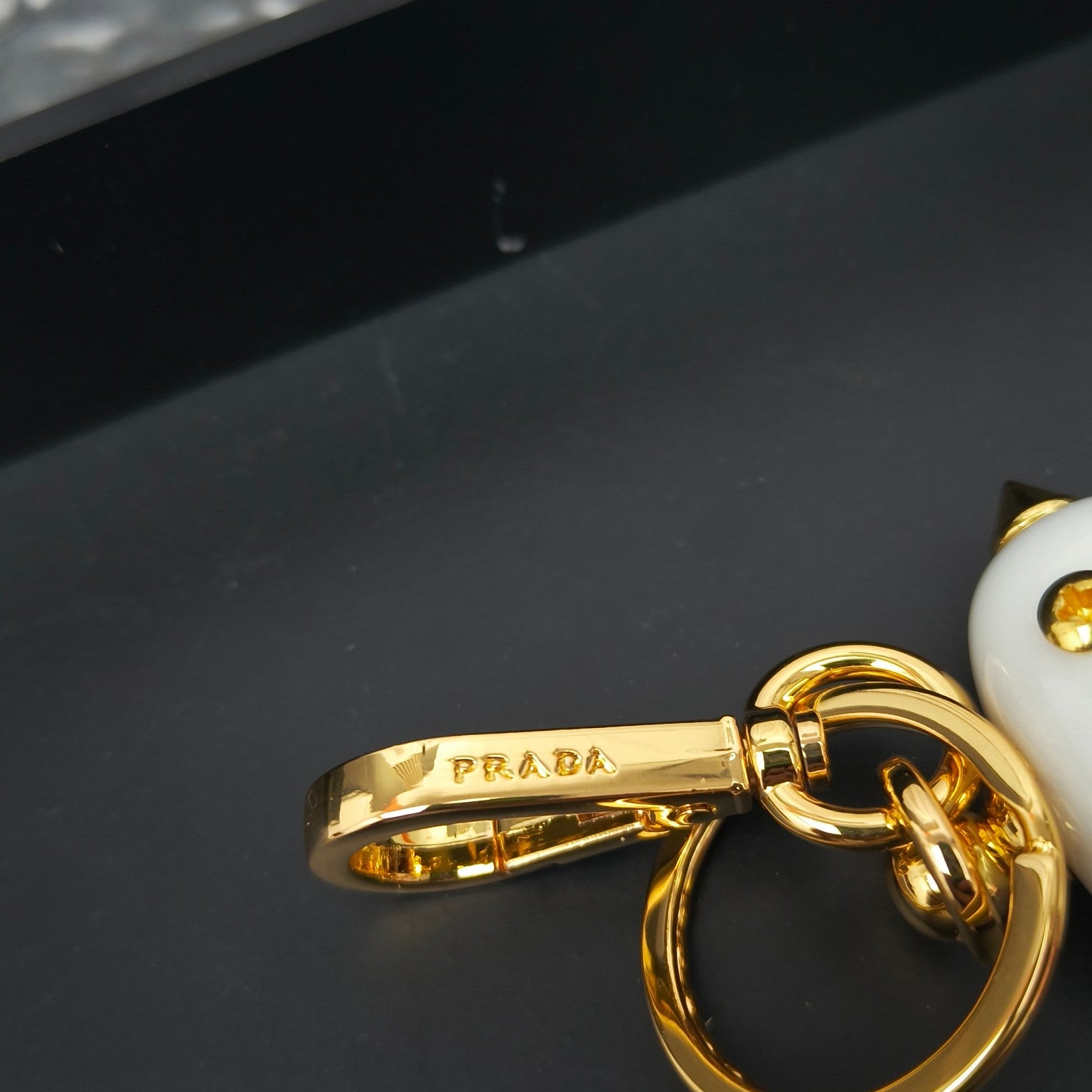 LuxluxHouse Best Quality Accessories Prada Keychain Keychain