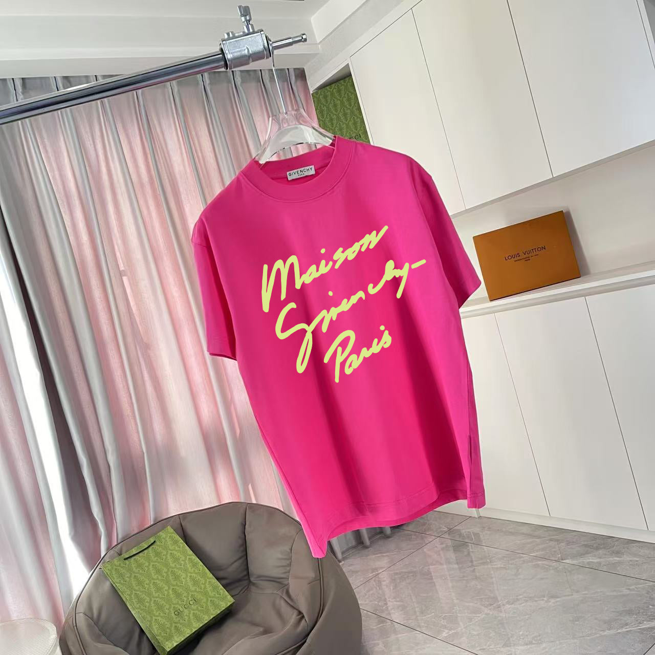 LuxluxHouse Best Quality Clothes Givenchy T-shirt