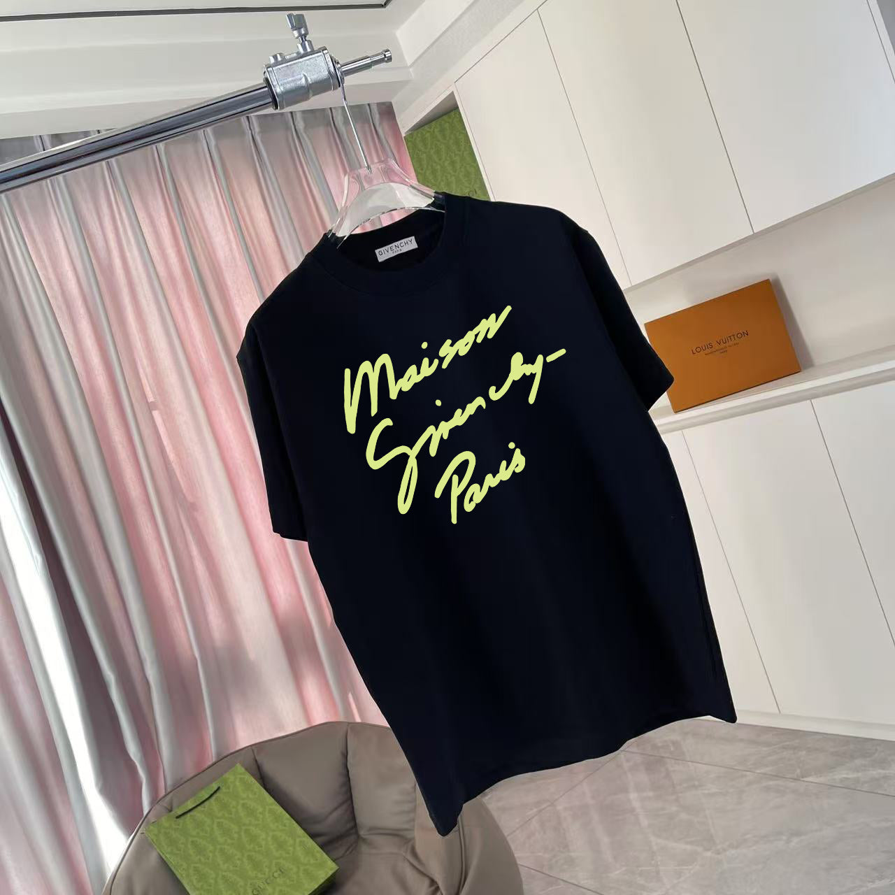 LuxluxHouse Best Quality Clothes Givenchy T-shirt