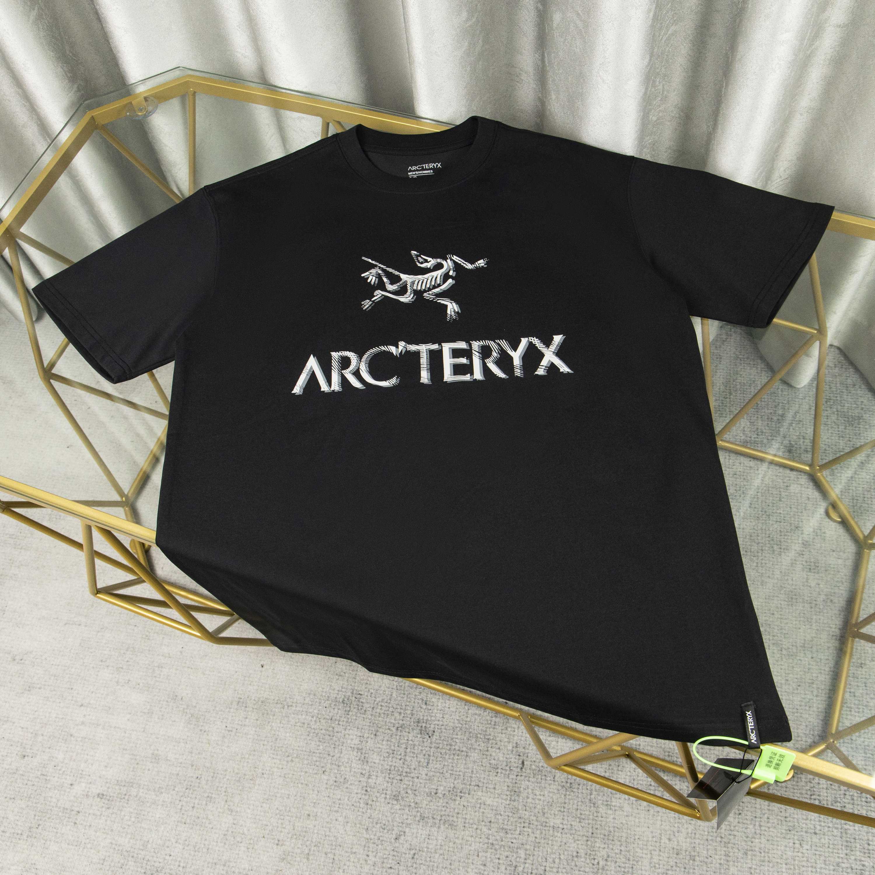 LuxluxHouse Best Quality Clothes T-shirt Arcteryx