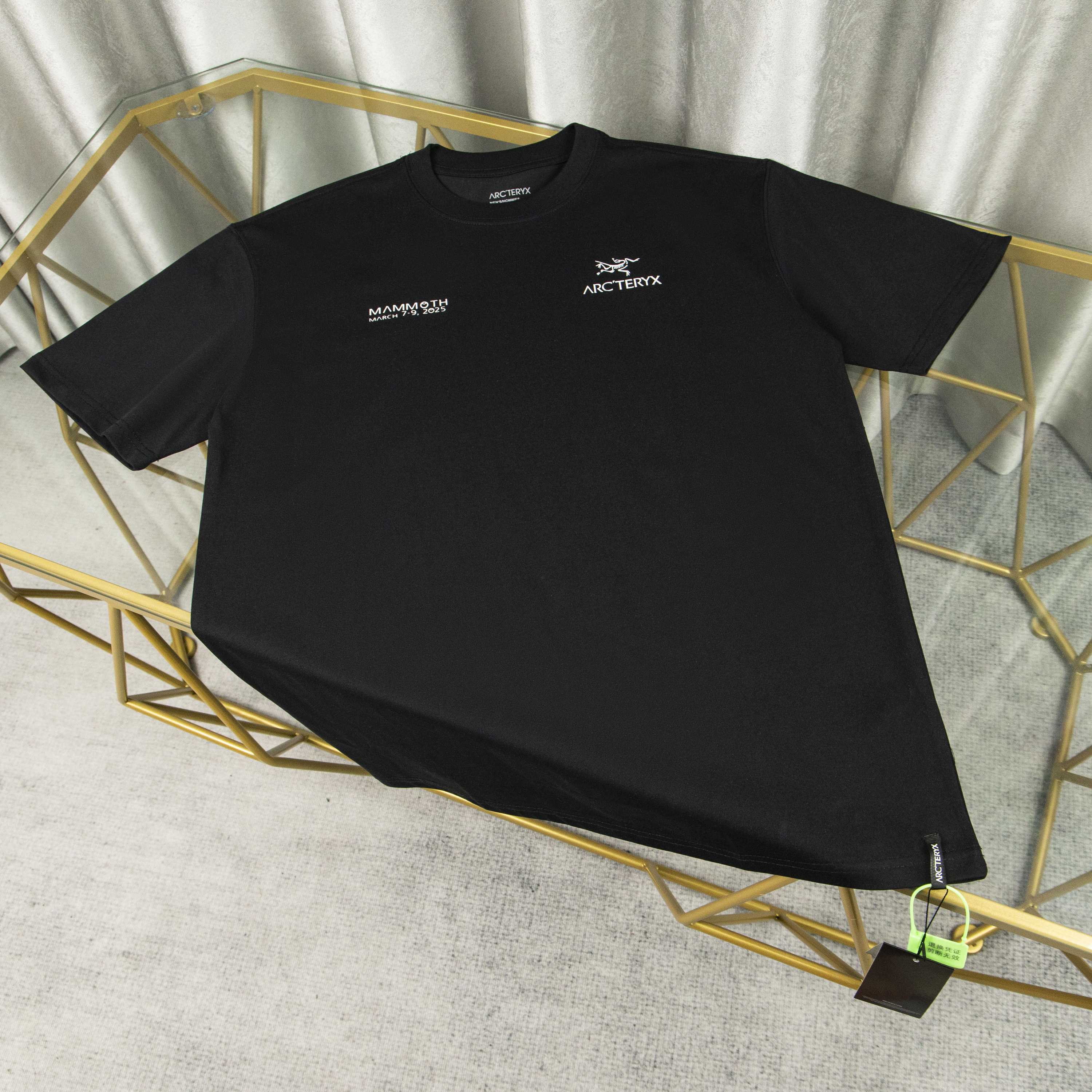 LuxluxHouse Best Quality Clothes T-shirt Arcteryx