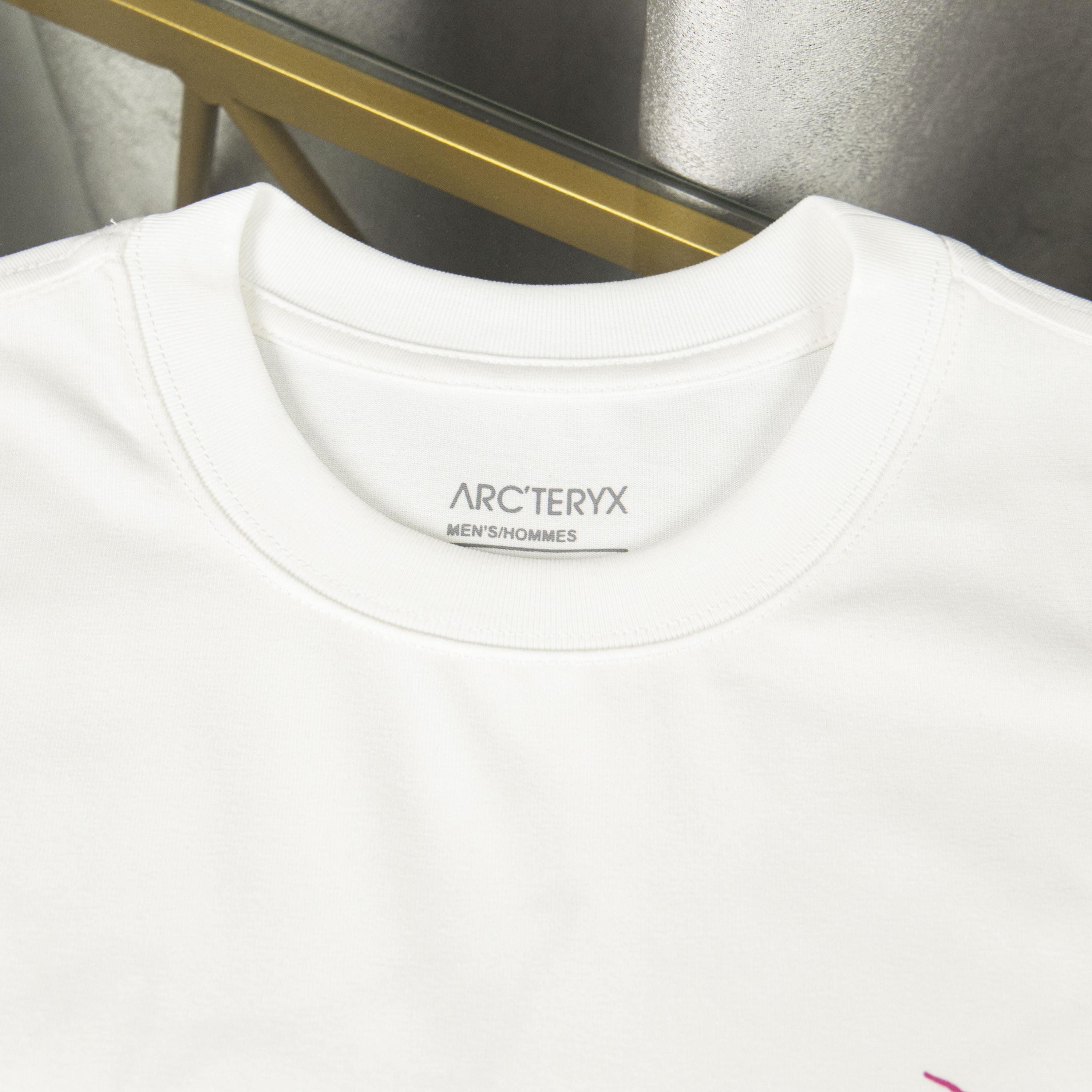 LuxluxHouse Best Quality Clothes T-shirt Arcteryx