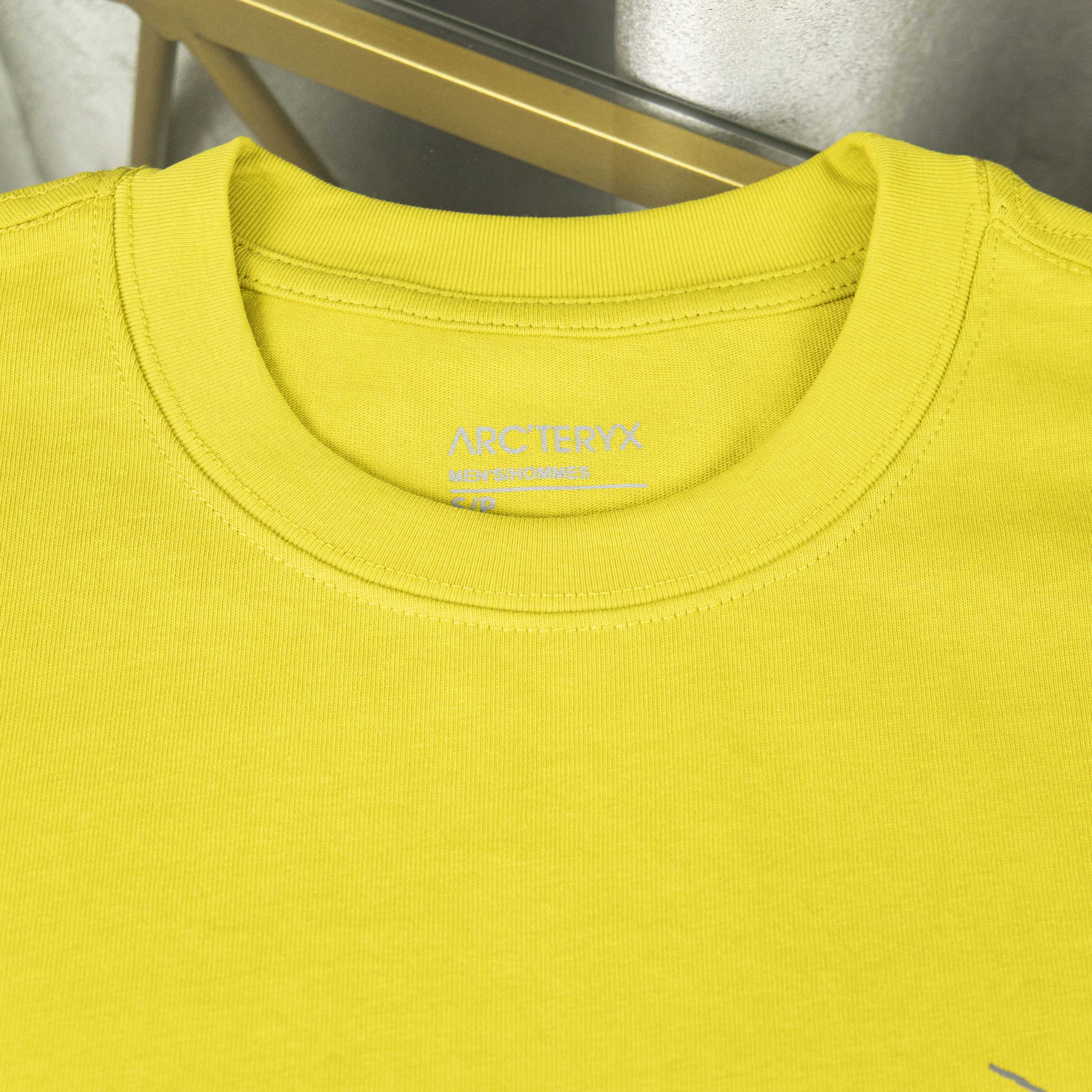 LuxluxHouse Best Quality Clothes T-shirt Arcteryx