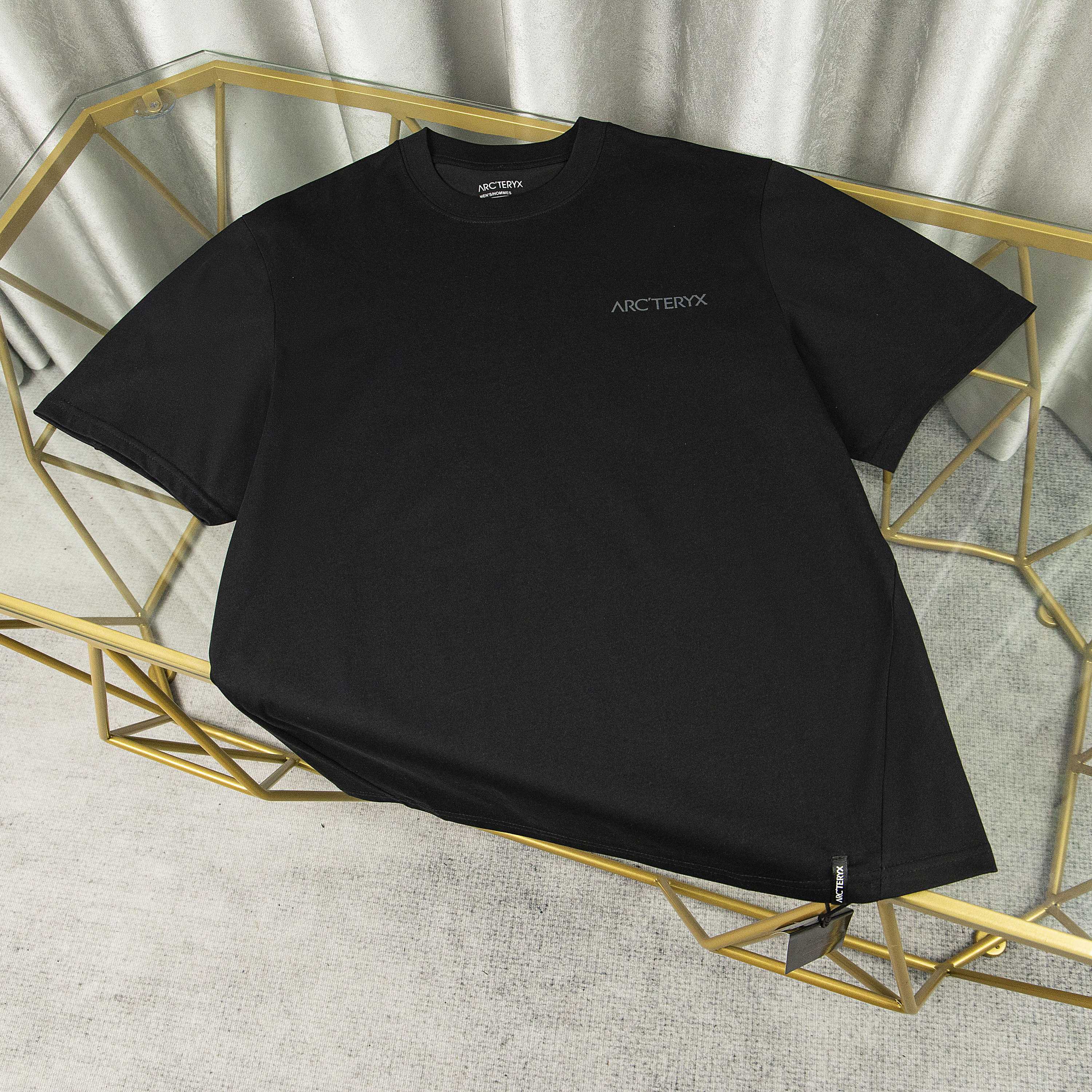 LuxluxHouse Best Quality Clothes T-shirt Arcteryx