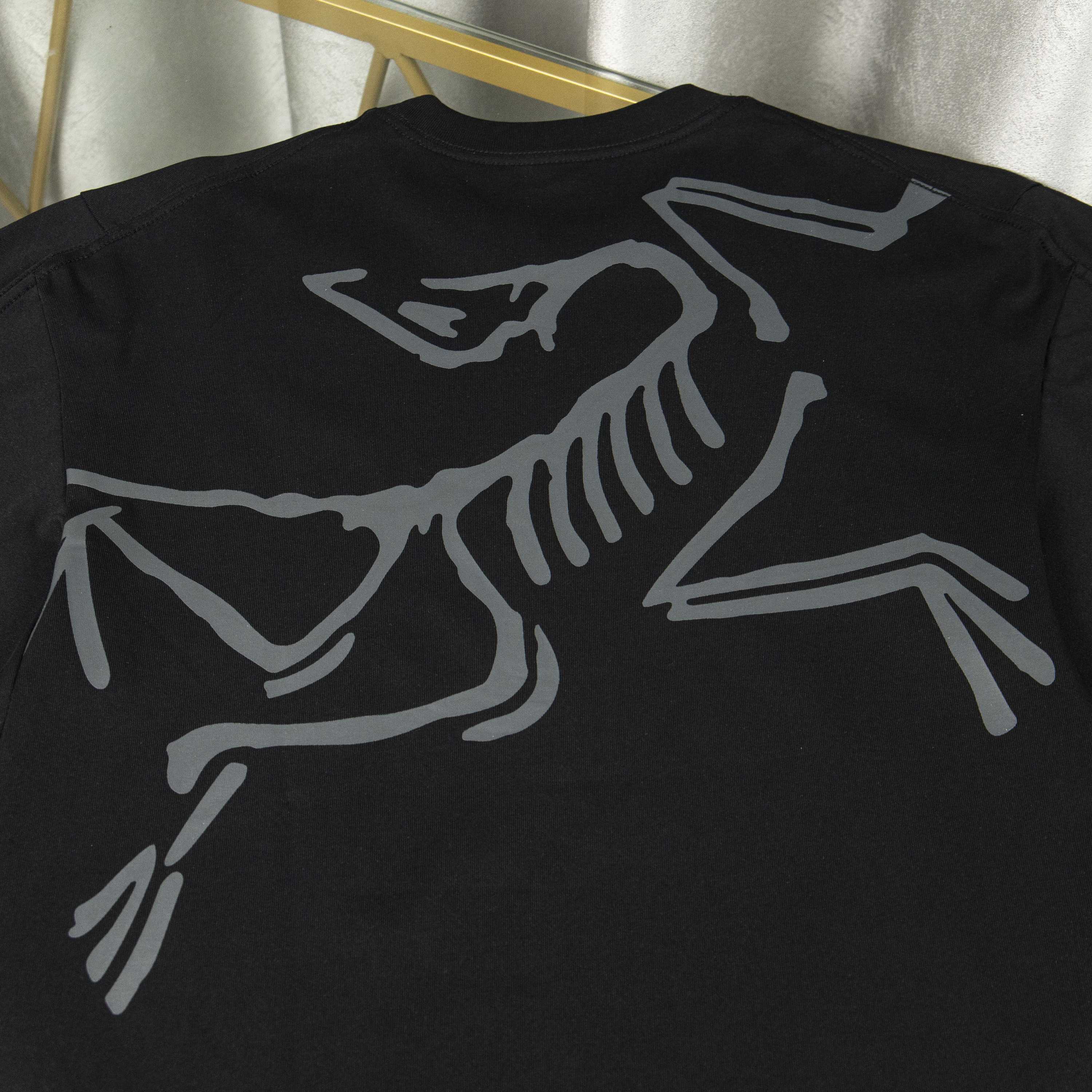 LuxluxHouse Best Quality Clothes T-shirt Arcteryx