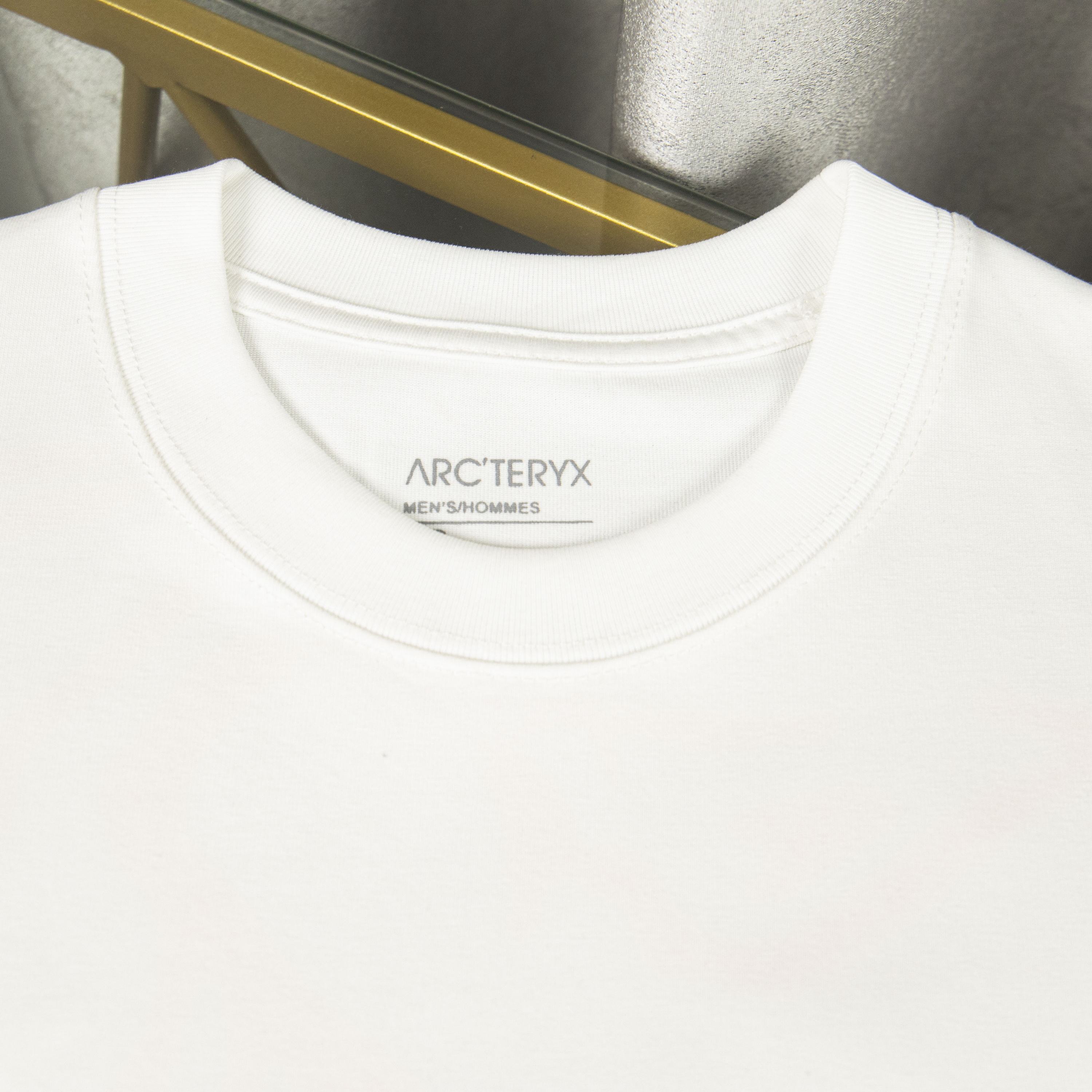 LuxluxHouse Best Quality Clothes T-shirt Arcteryx