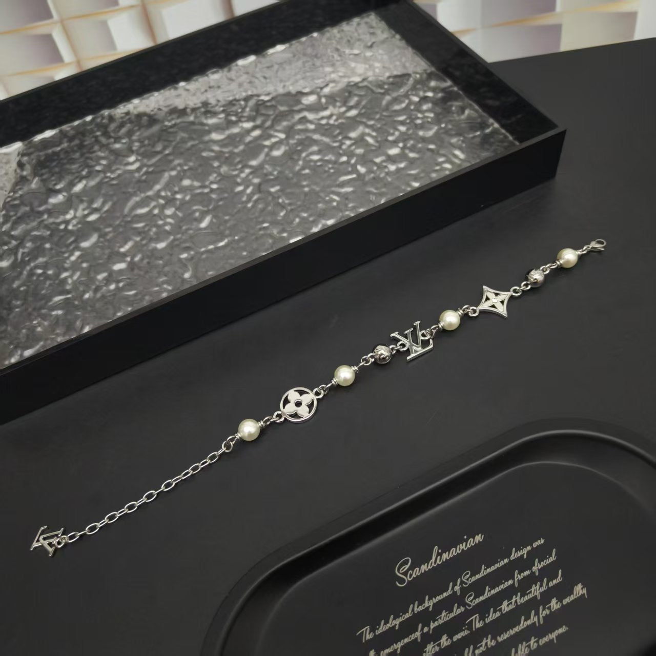 LuxluxHouse Best Quality Accessories Necklace Bracelet Louis Vuitton