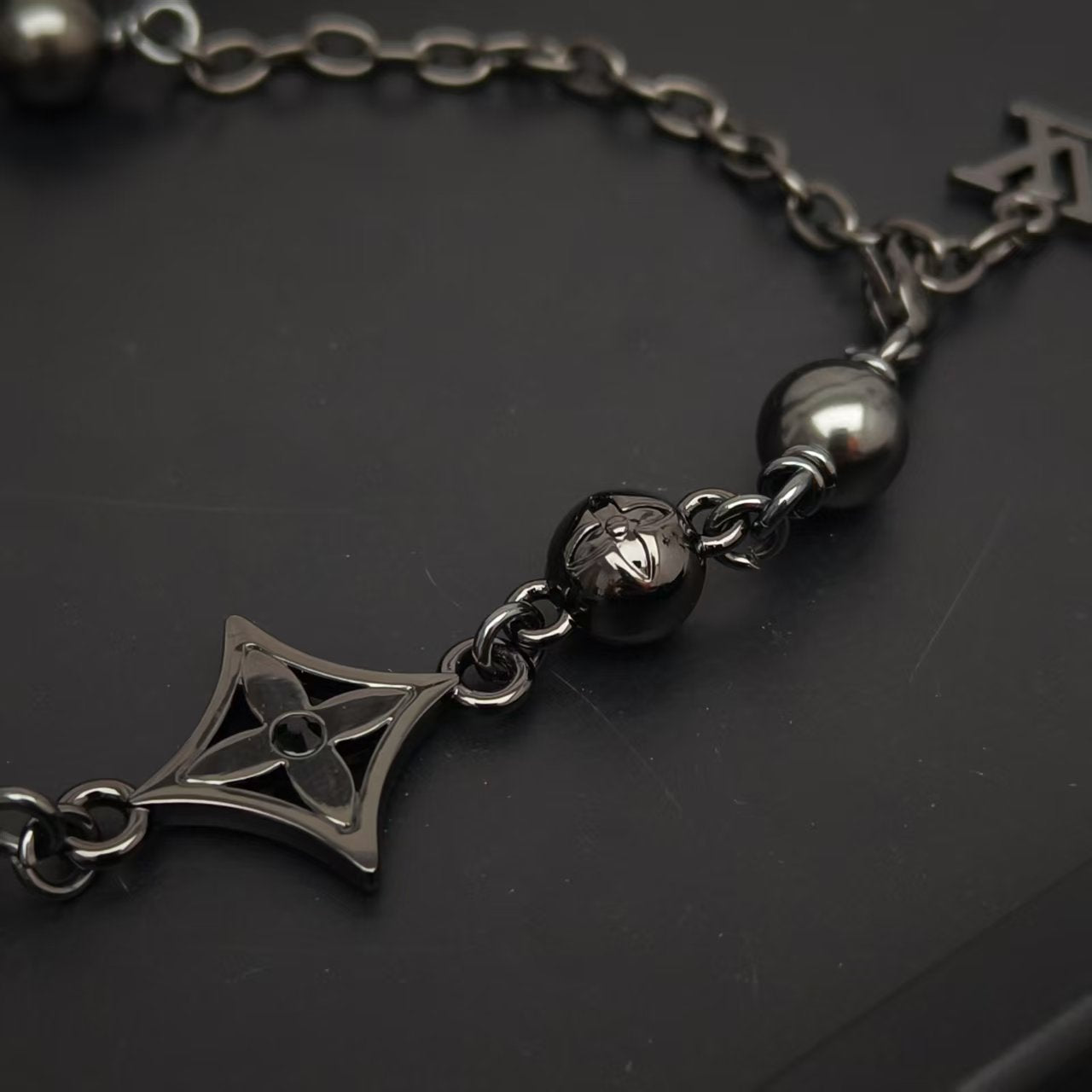LuxluxHouse Best Quality Accessories Necklace Bracelet Louis Vuitton