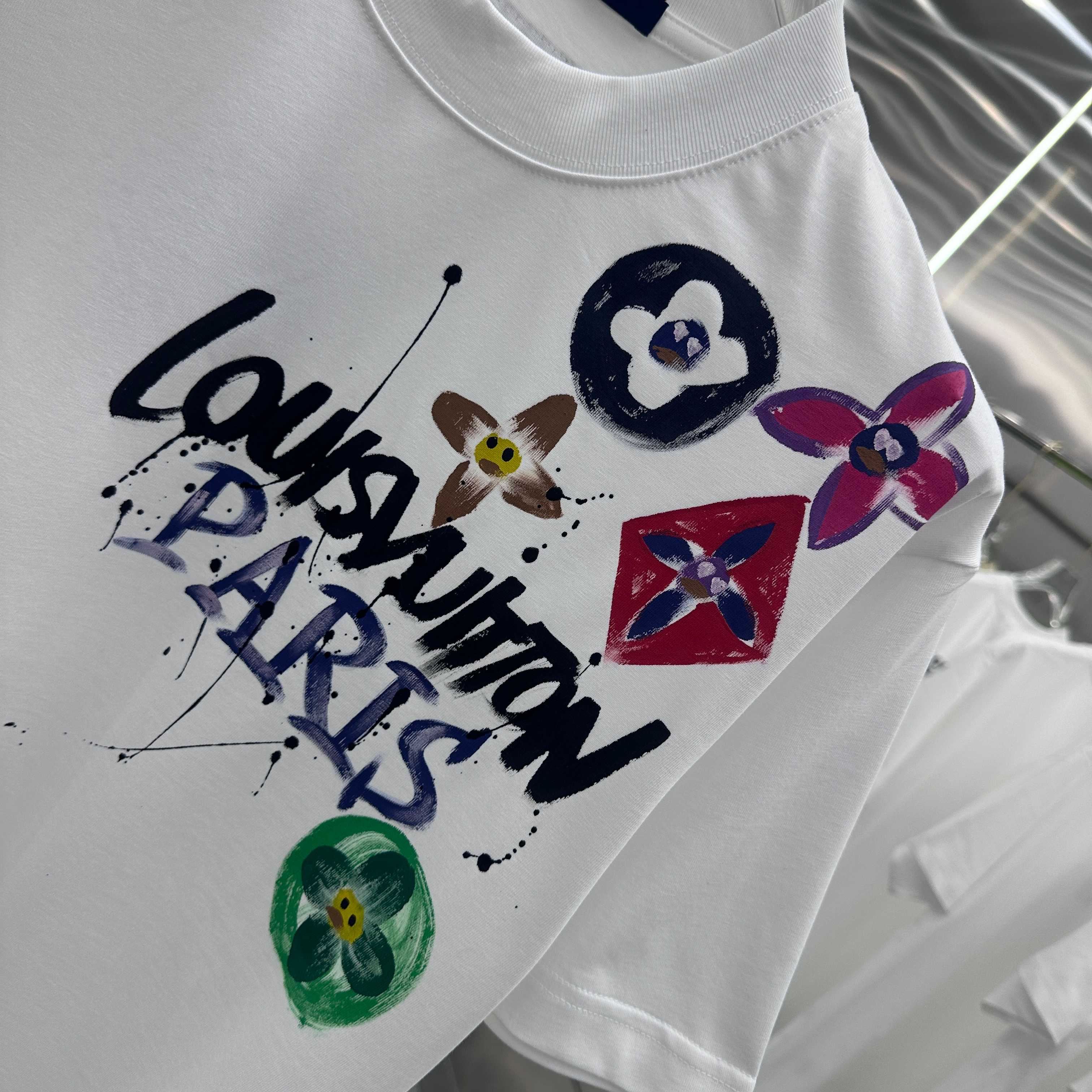 LuxluxHouse Best Quality Clothes T-shirt Louis Vuitton