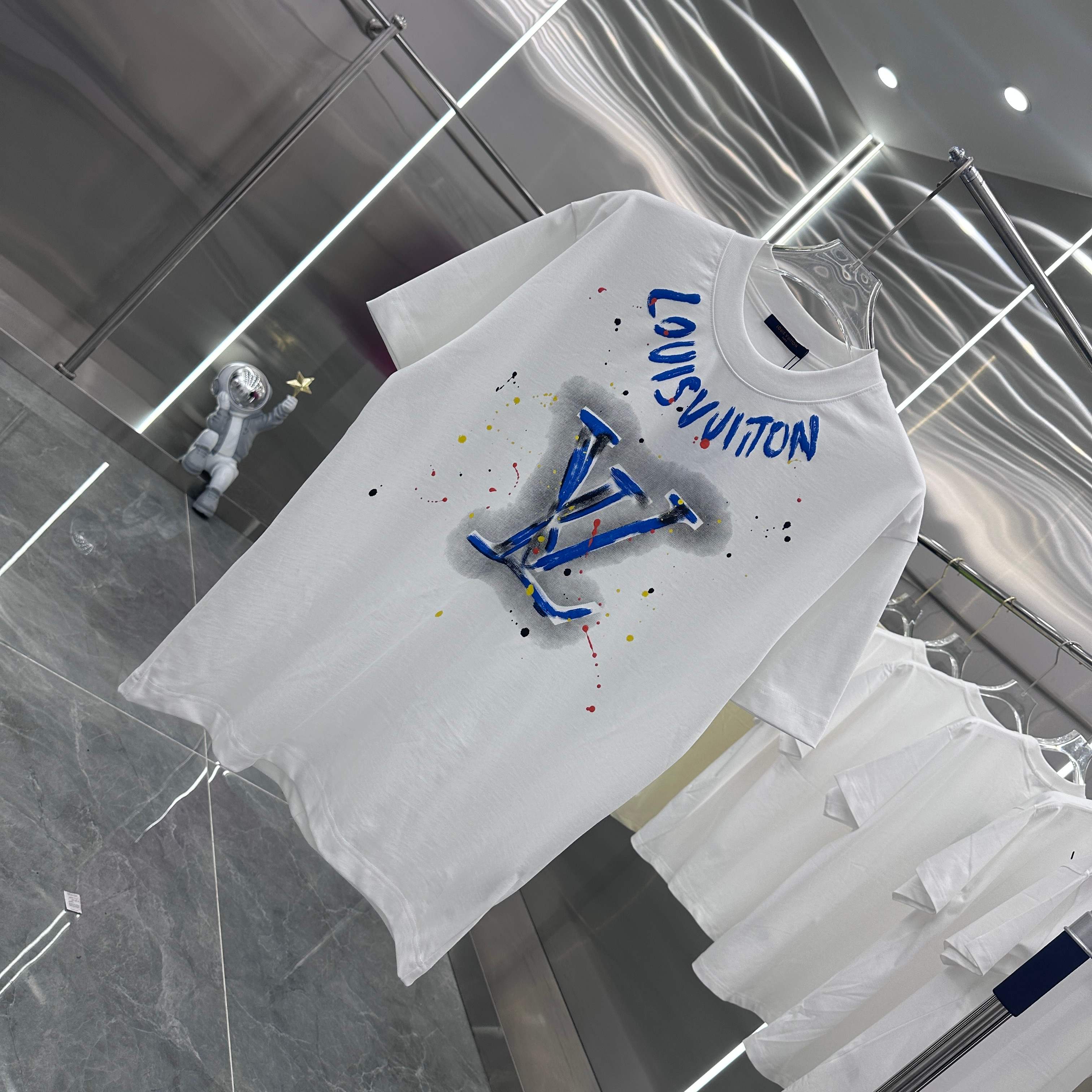 LuxluxHouse Best Quality Clothes T-shirt Louis Vuitton