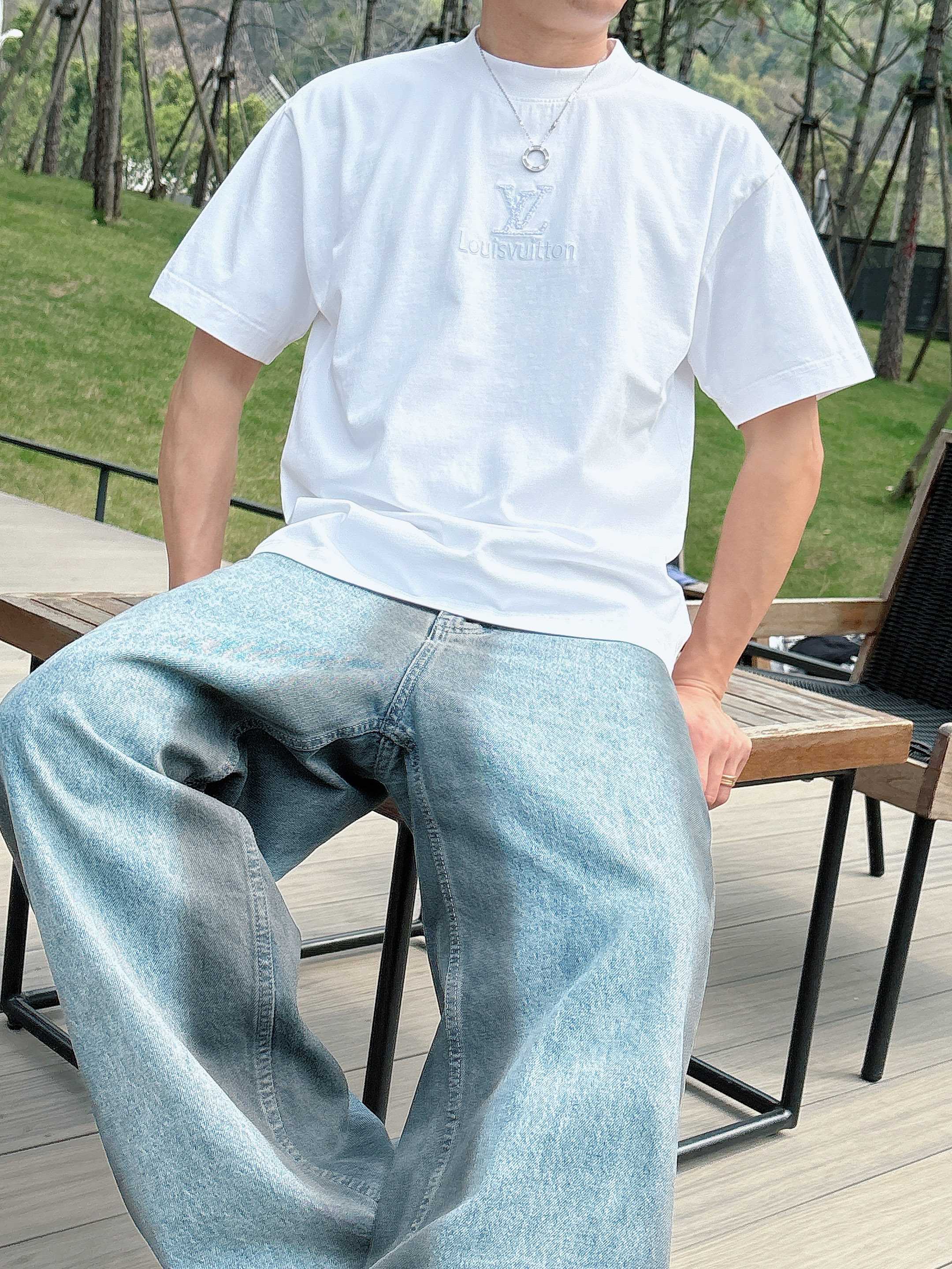 LuxluxHouse Best Quality Clothes T-shirt Louis Vuitton