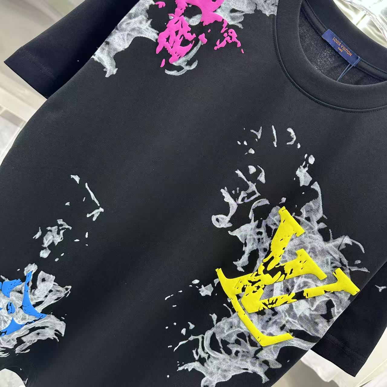 LuxluxHouse Best Quality Clothes T-shirt Louis Vuitton