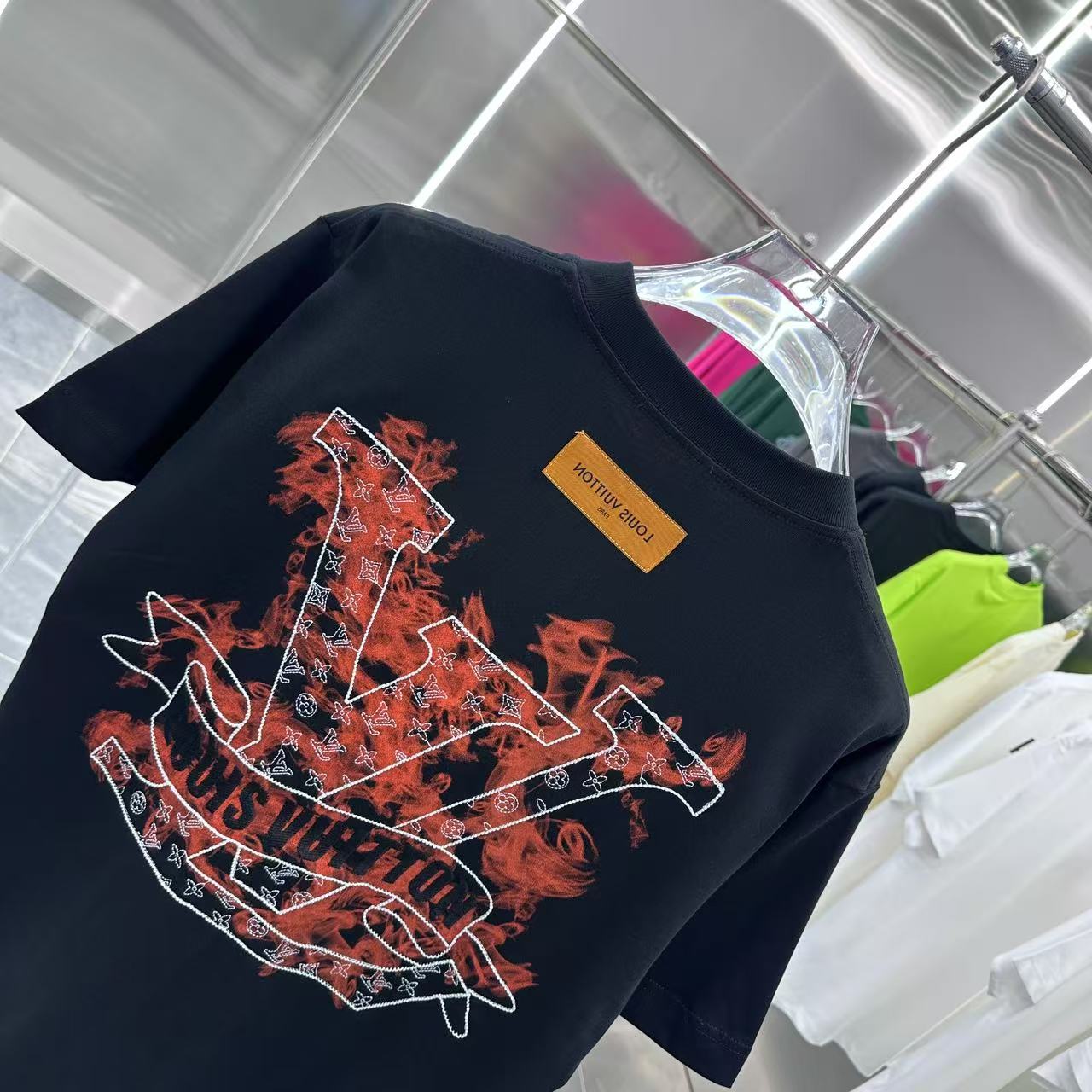 LuxluxHouse Best Quality Clothes T-shirt Louis Vuitton