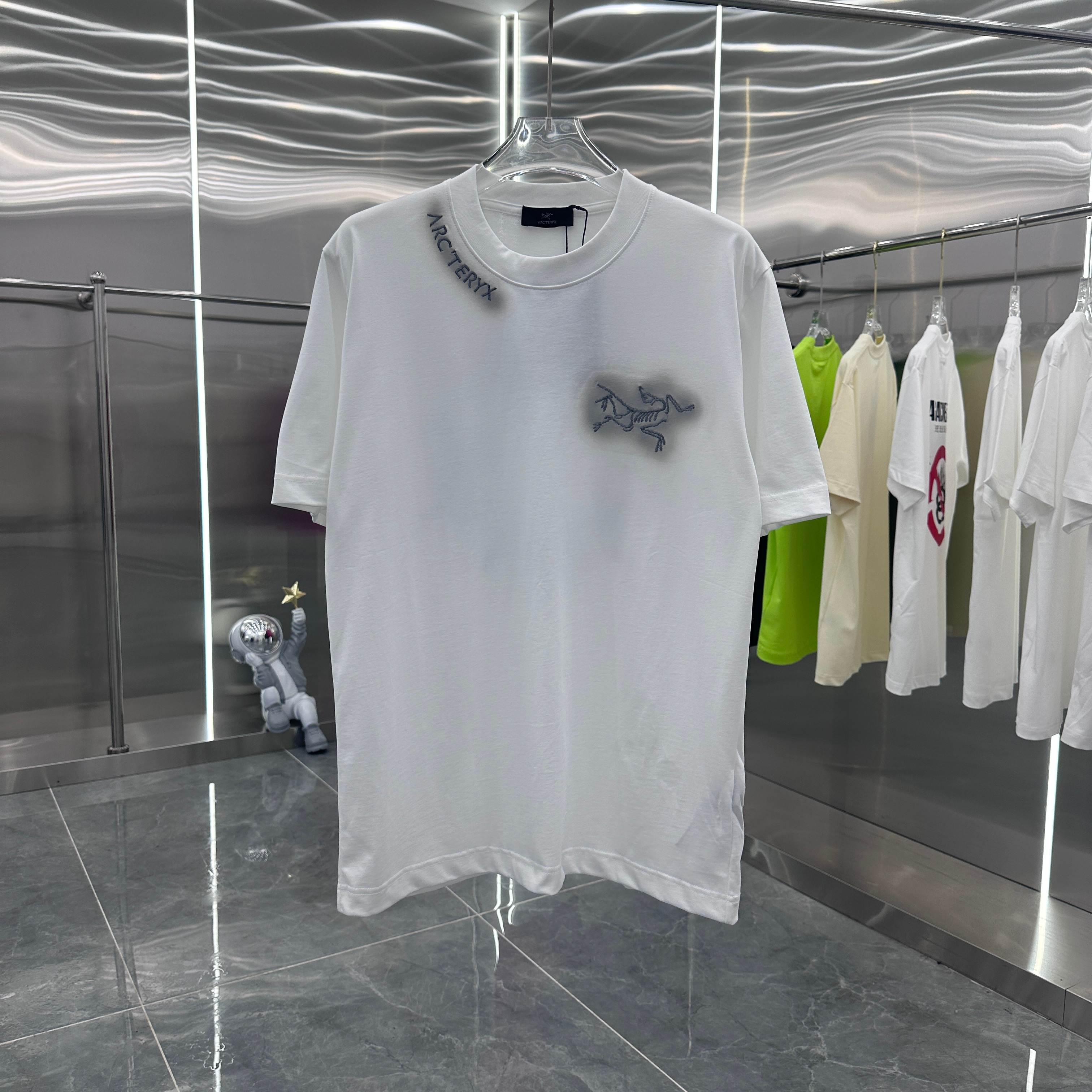 LuxluxHouse Best Quality Clothes T-shirt Arcteryx