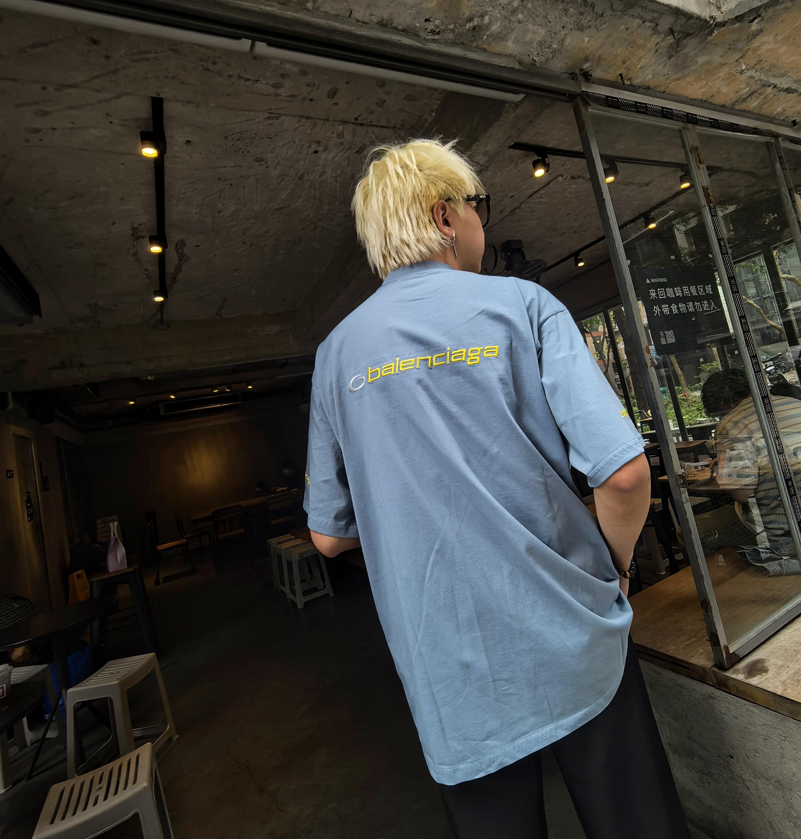 LuxluxHouse Best Quality Clothes Balenciaga T-shirt