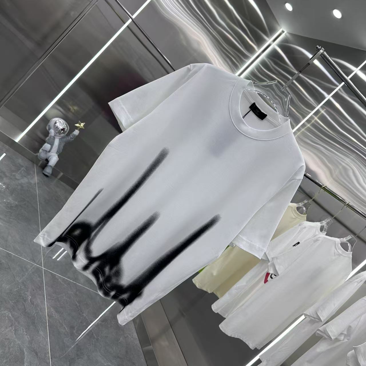 LuxluxHouse Best Quality Clothes T-shirt Arcteryx