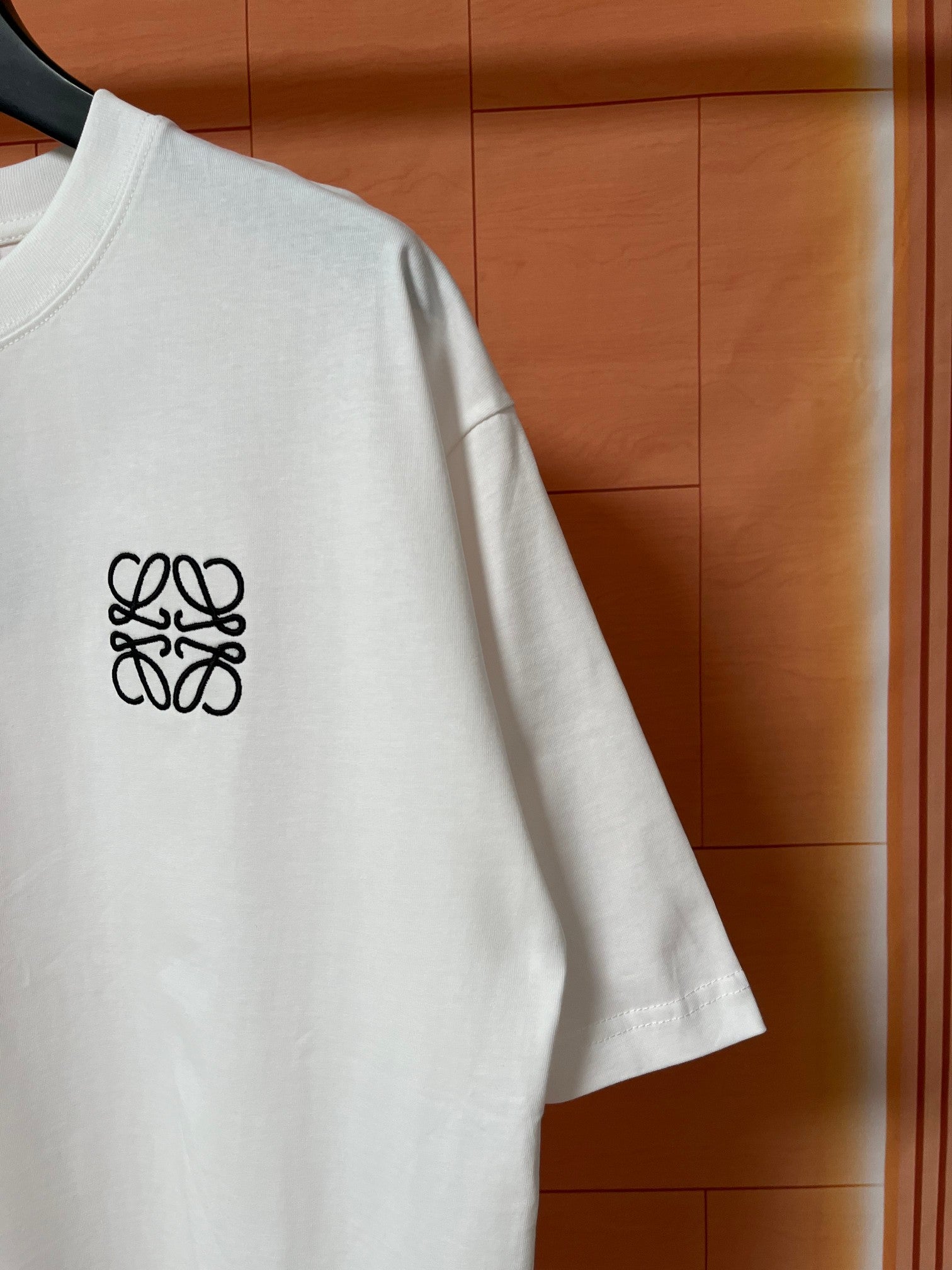 LuxluxHouse Best Quality Clothes T-shirt Loewe