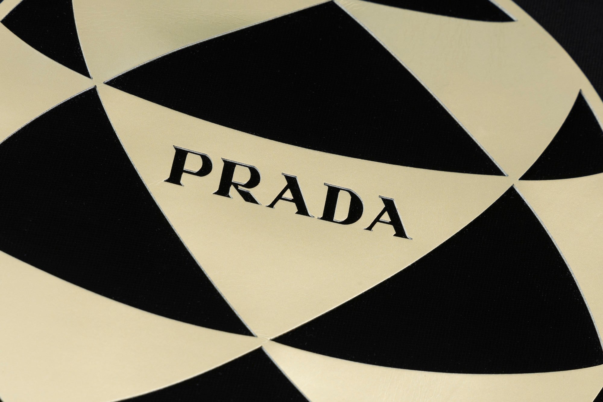 LuxluxHouse Best Quality Clothes T-shirt Prada