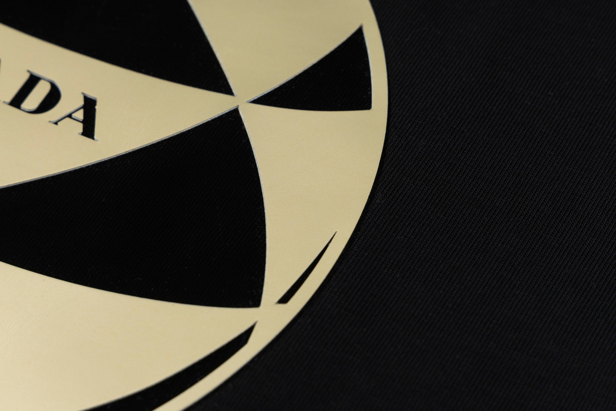 LuxluxHouse Best Quality Clothes T-shirt Prada