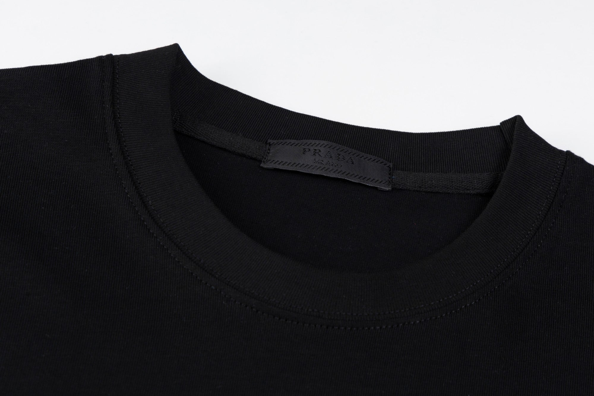 LuxluxHouse Best Quality Clothes T-shirt Prada