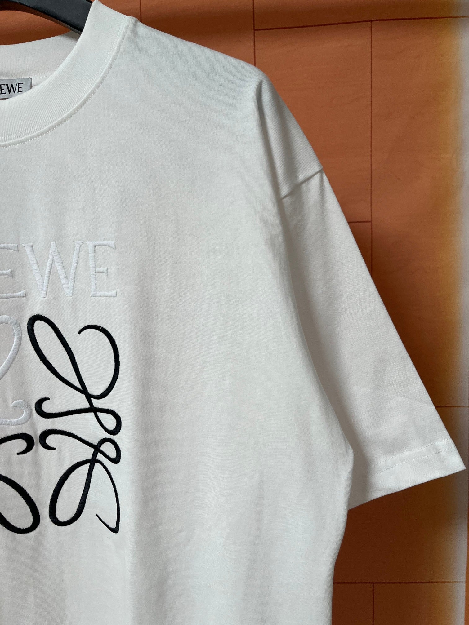 LuxluxHouse Best Quality Clothes T-shirt Loewe