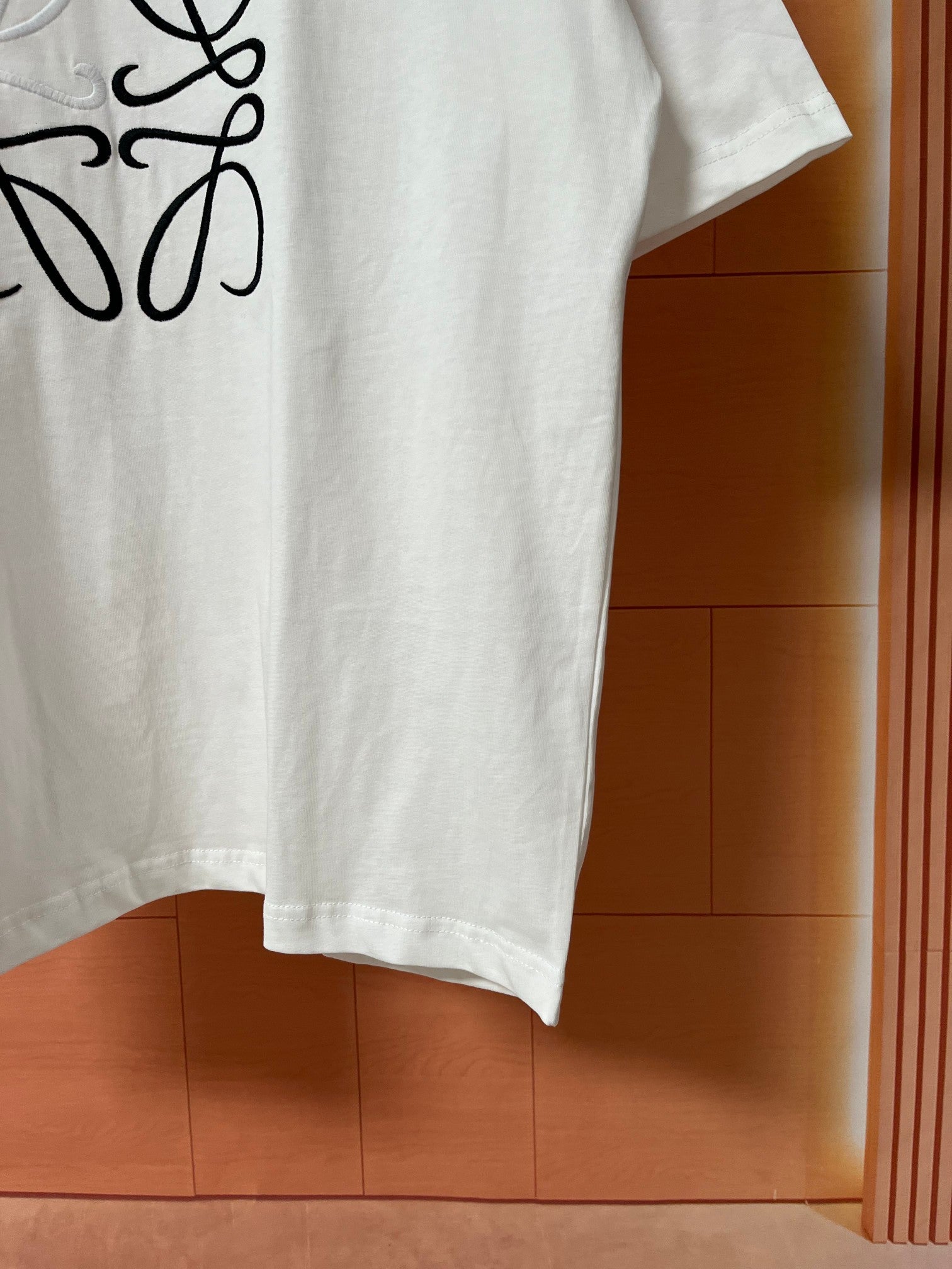 LuxluxHouse Best Quality Clothes T-shirt Loewe