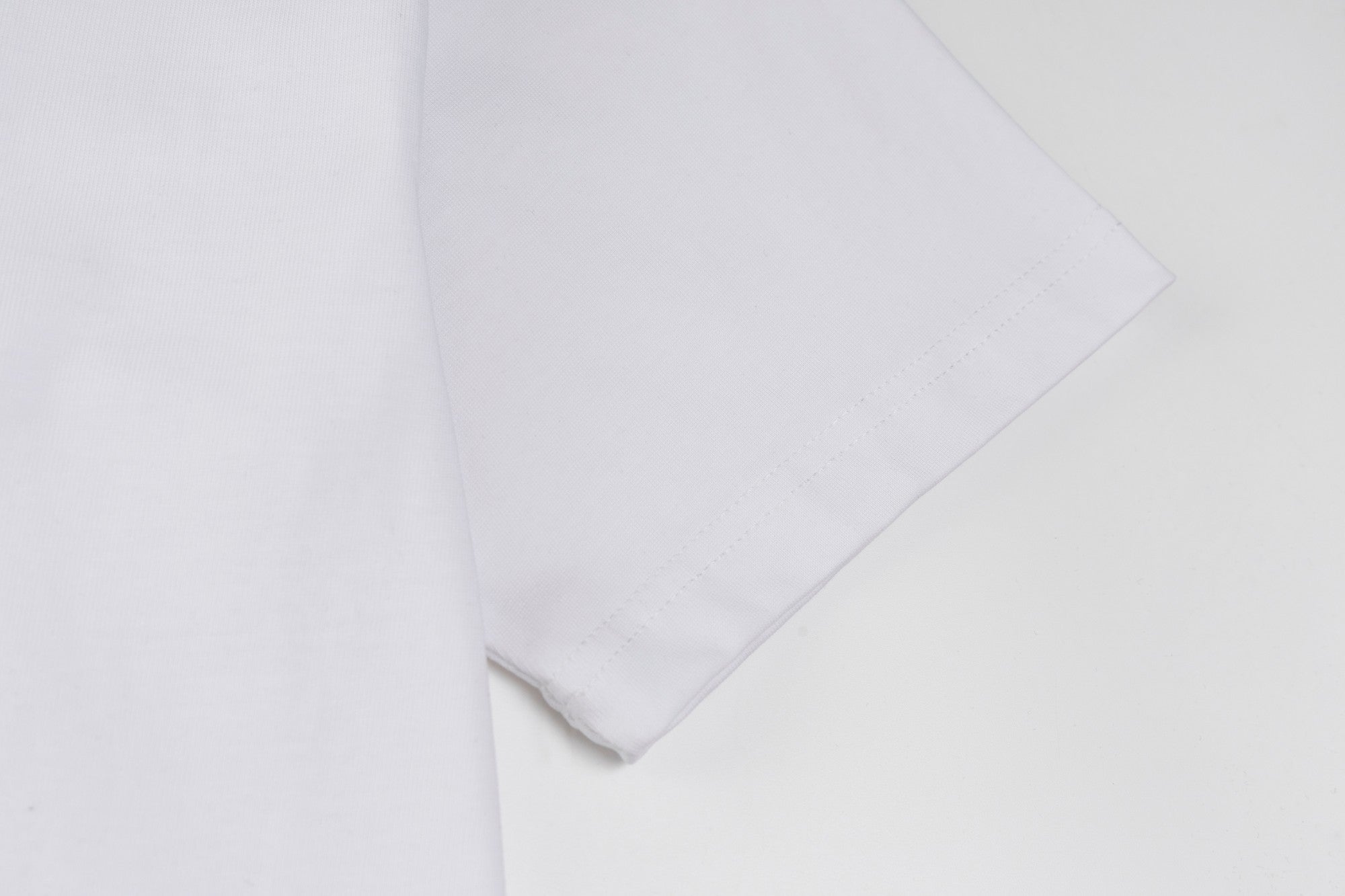 LuxluxHouse Best Quality Clothes T-shirt Prada