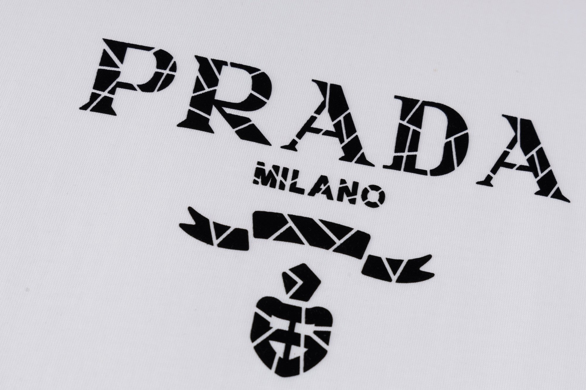 LuxluxHouse Best Quality Clothes T-shirt Prada