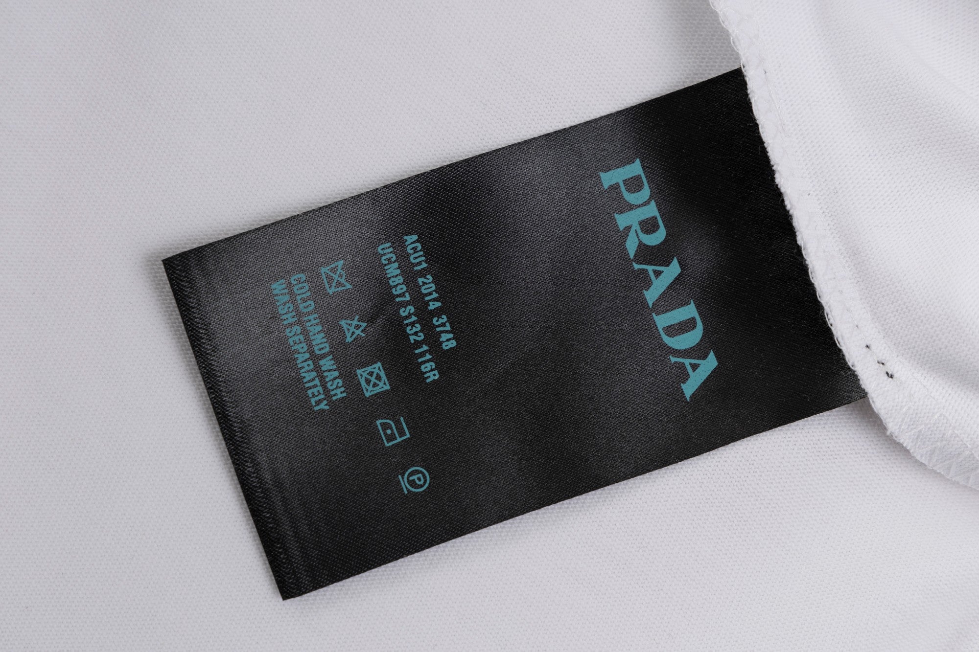 LuxluxHouse Best Quality Clothes T-shirt Prada