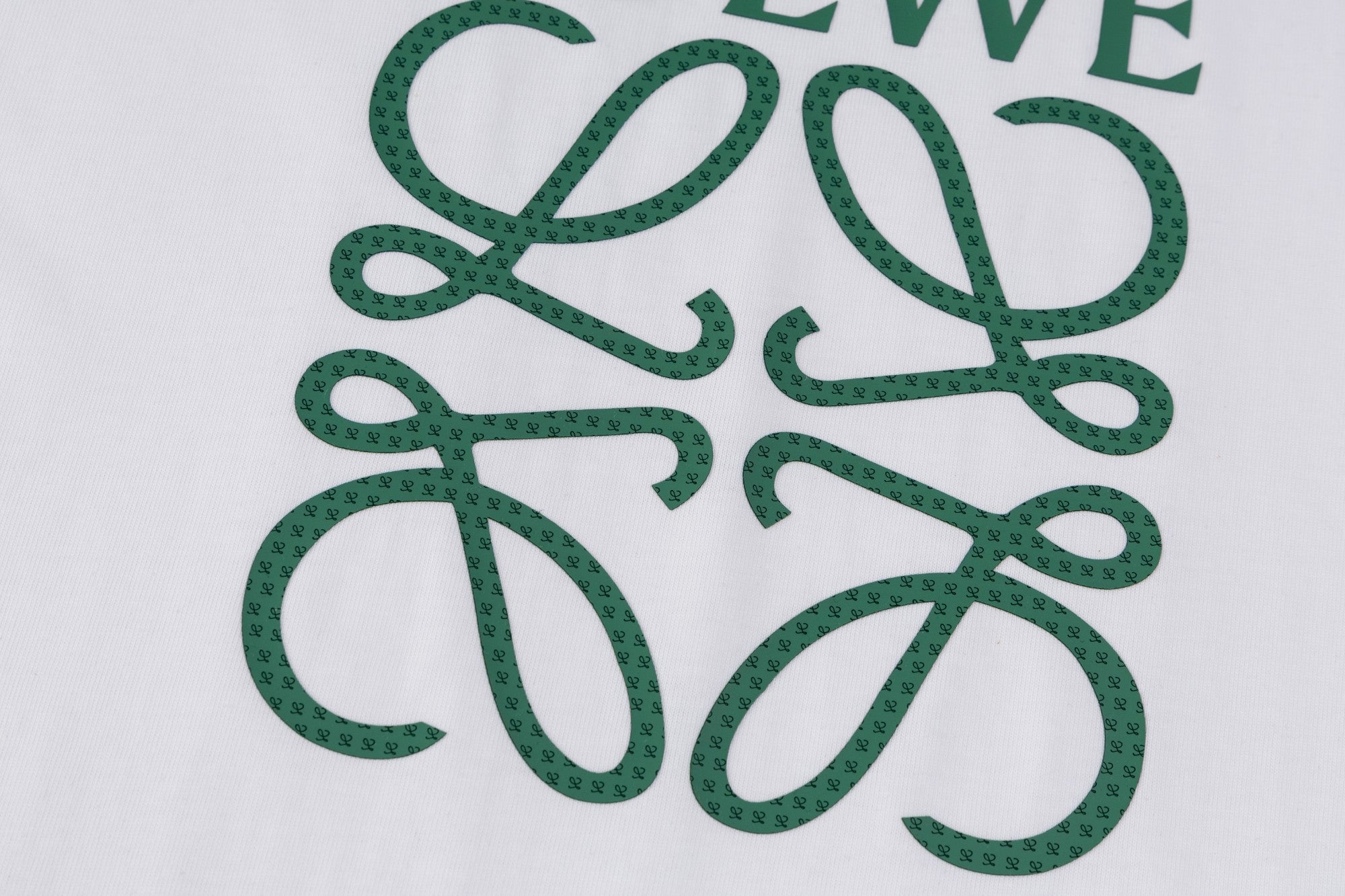 LuxluxHouse Best Quality Clothes T-shirt Loewe