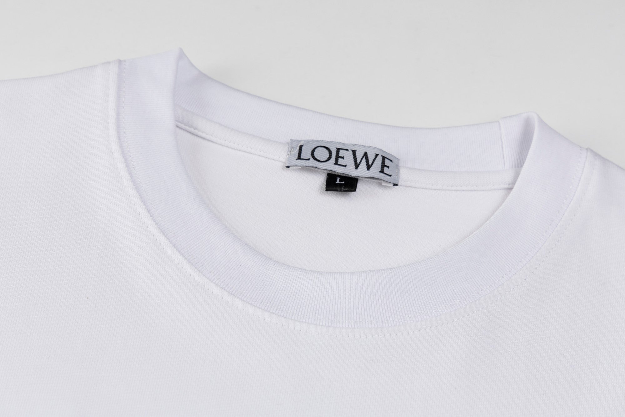 LuxluxHouse Best Quality Clothes T-shirt Loewe