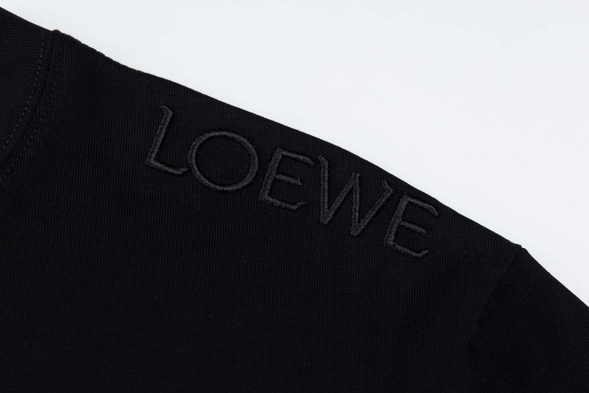LuxluxHouse Best Quality Clothes T-shirt Loewe