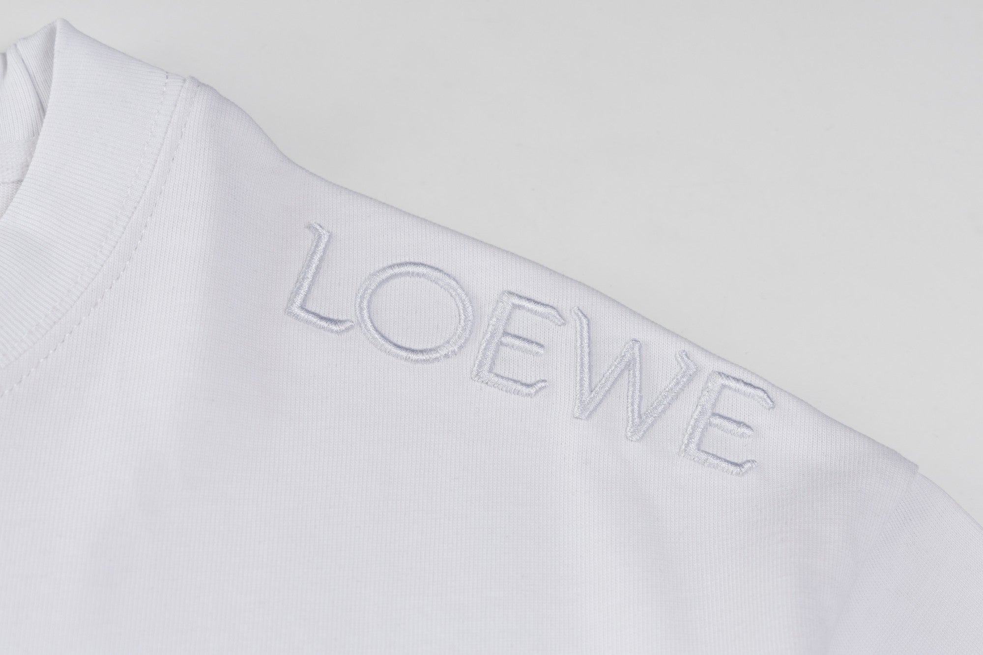LuxluxHouse Best Quality Clothes T-shirt Loewe