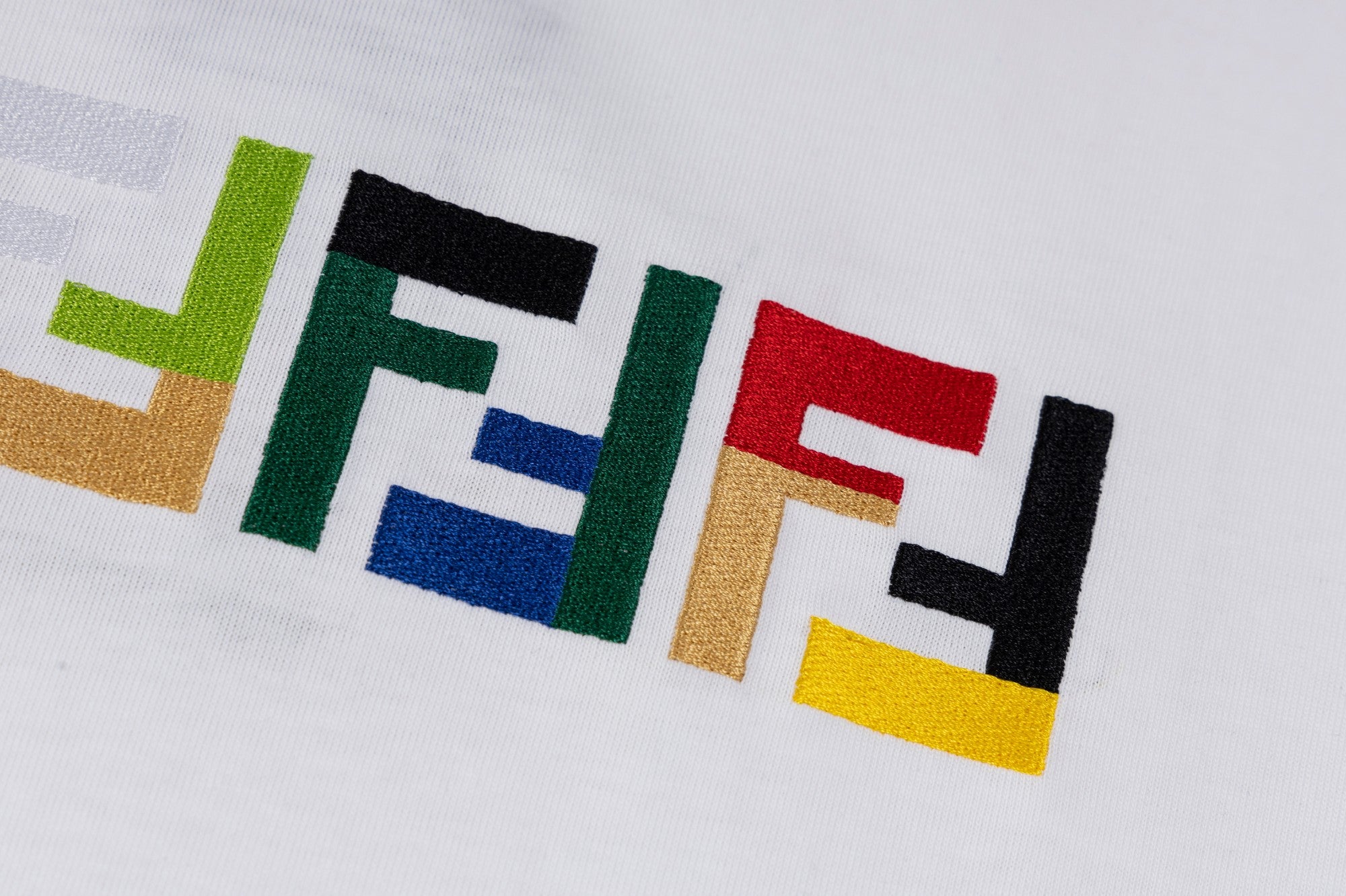 LuxluxHouse Best Quality Clothes Fendi T-shirt