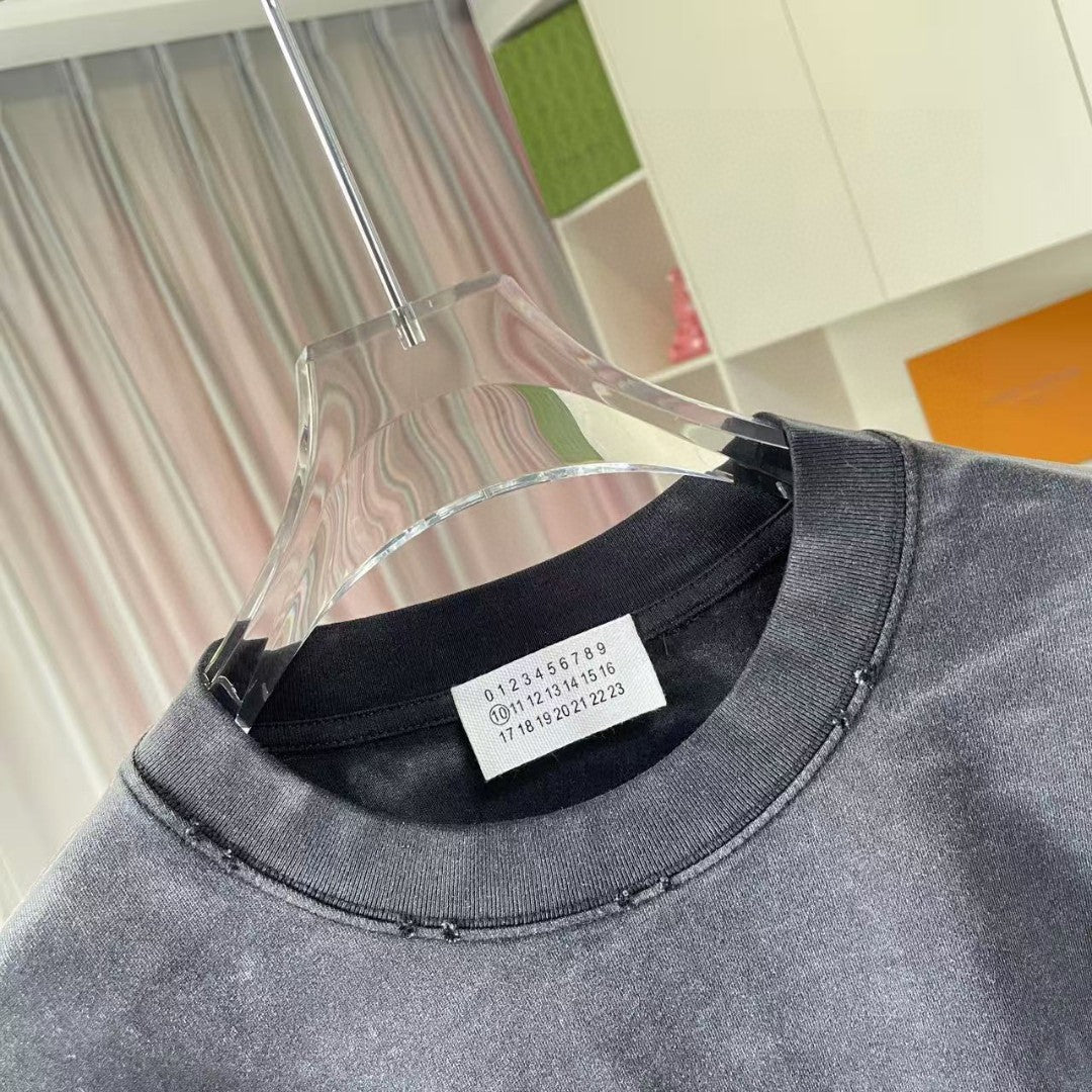 LuxluxHouse Best Quality Clothes T-shirt Chanel & Maison Margiela