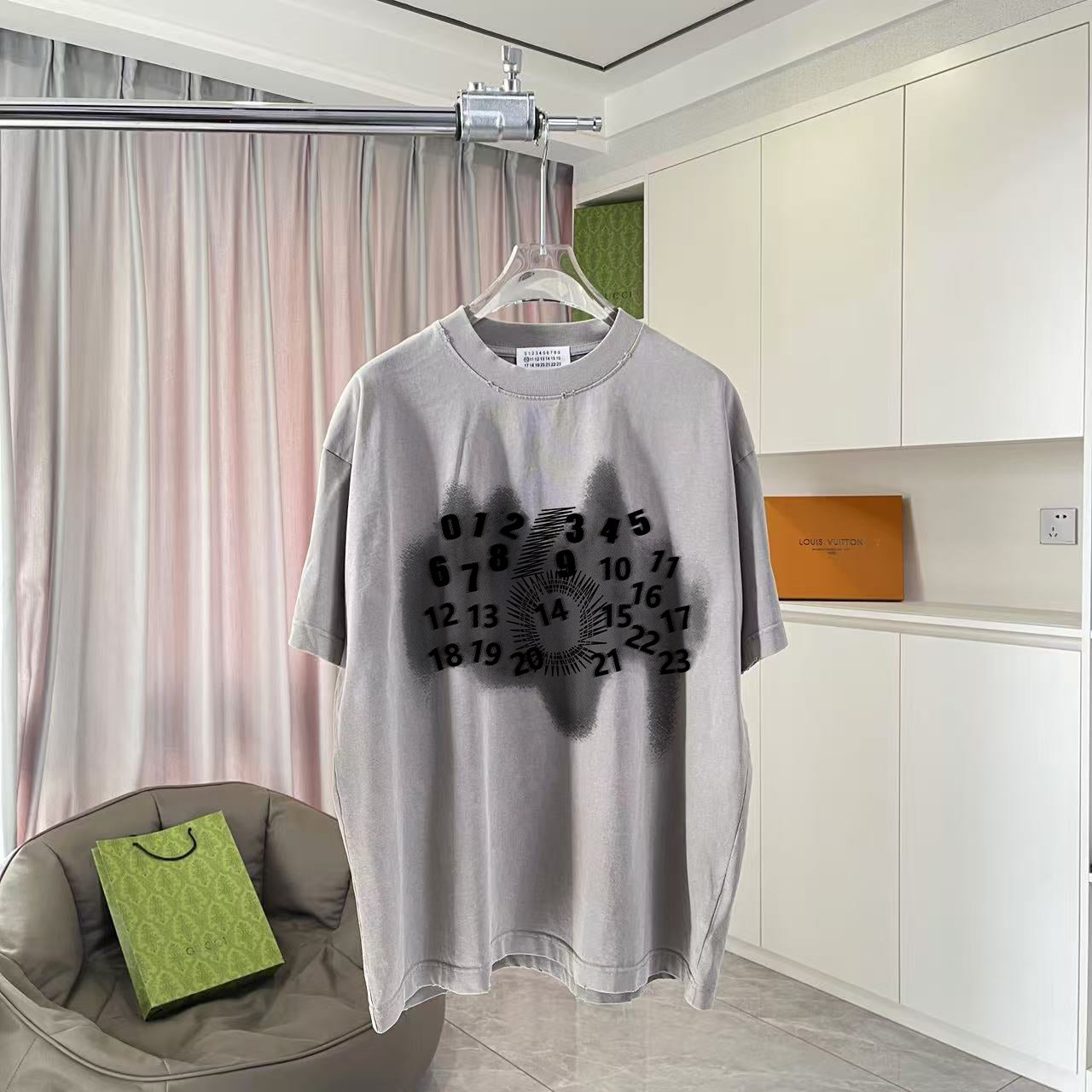 LuxluxHouse Best Quality Clothes T-shirt Chanel & Maison Margiela