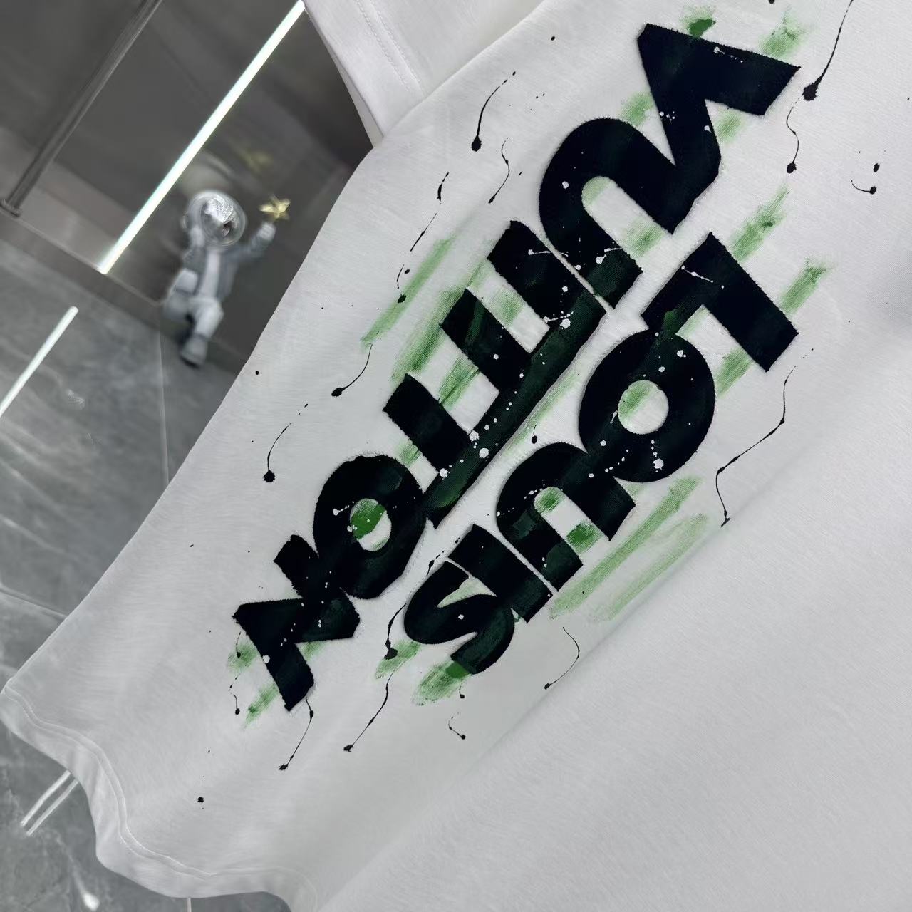 LuxluxHouse Best Quality Clothes T-shirt Louis Vuitton